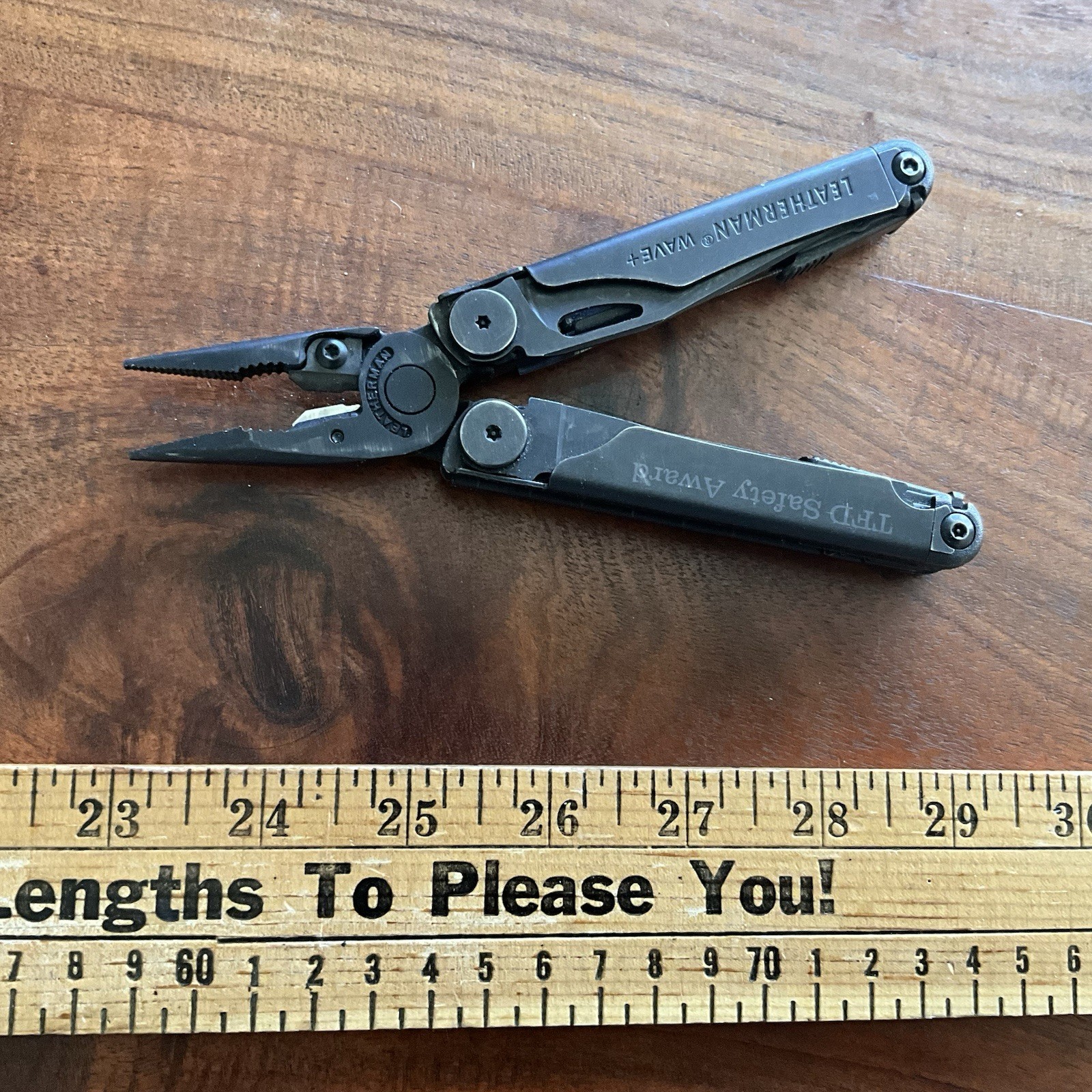 Leatherman Wave Plus+ Stainless Multi-Tool Sheath Date Code 0421 (April 2021)