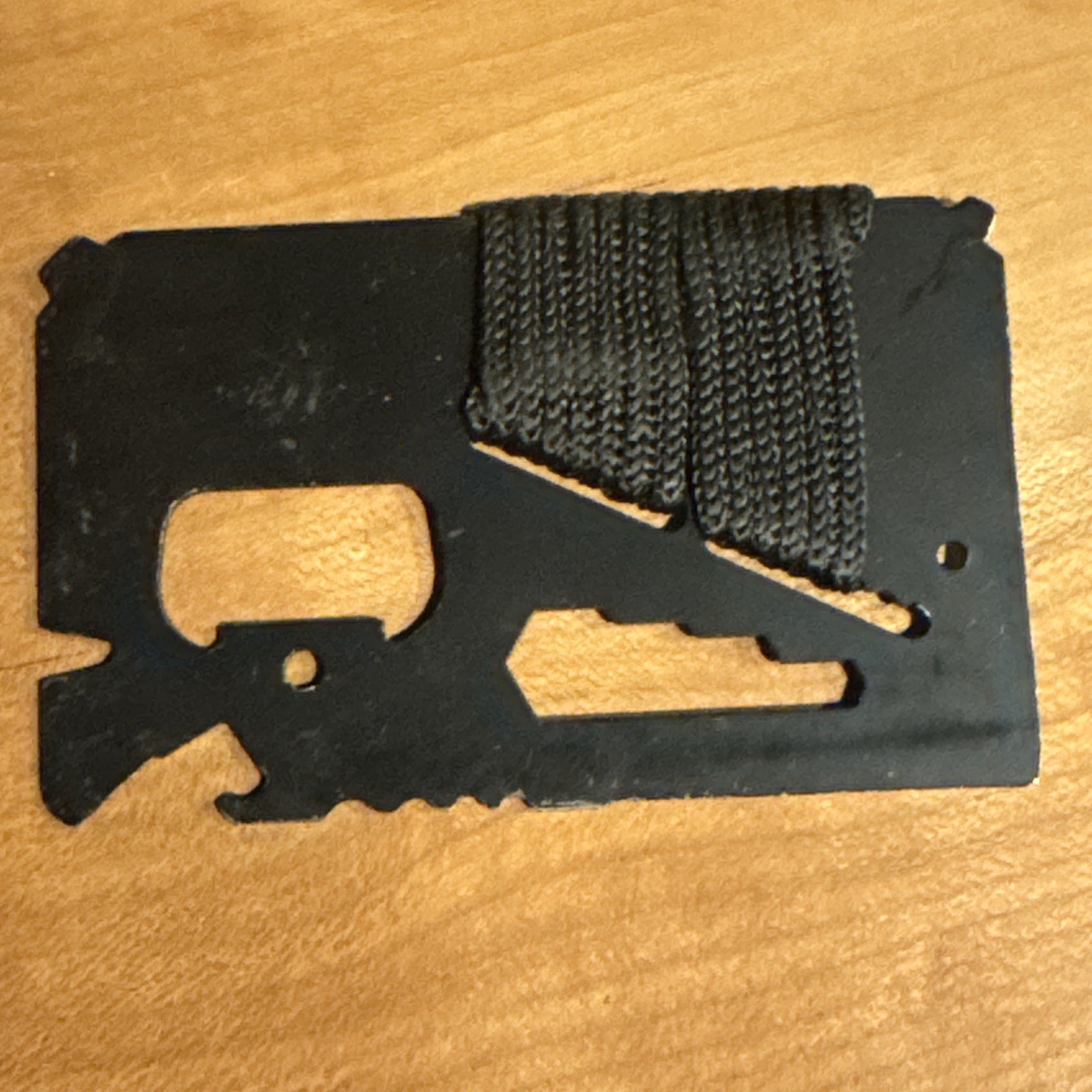 PRT SOS Help Card Multi Tool Survival Tool With Paracord