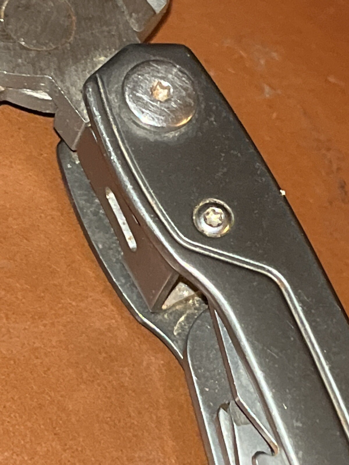 Gerber Suspension NXT Mult Tool Stainless Steel 15 in 1 Tools Pliers Scissors