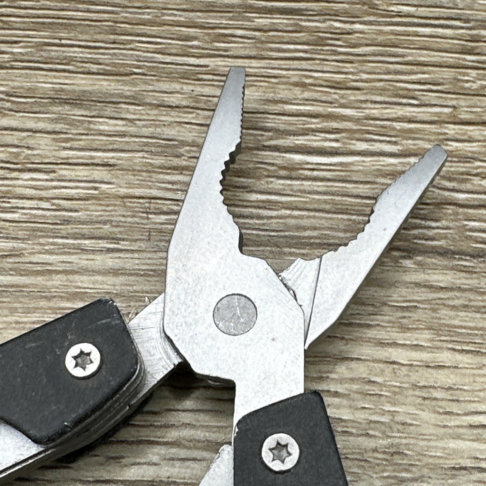 Gerber Vise Multi Tool Multitool Knife Pliers Folding EDC Tool