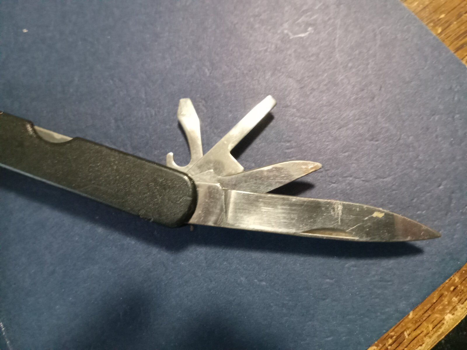 *.*llied 9 Multipurpose Outdoor Folding Pocket Pliers with pouch