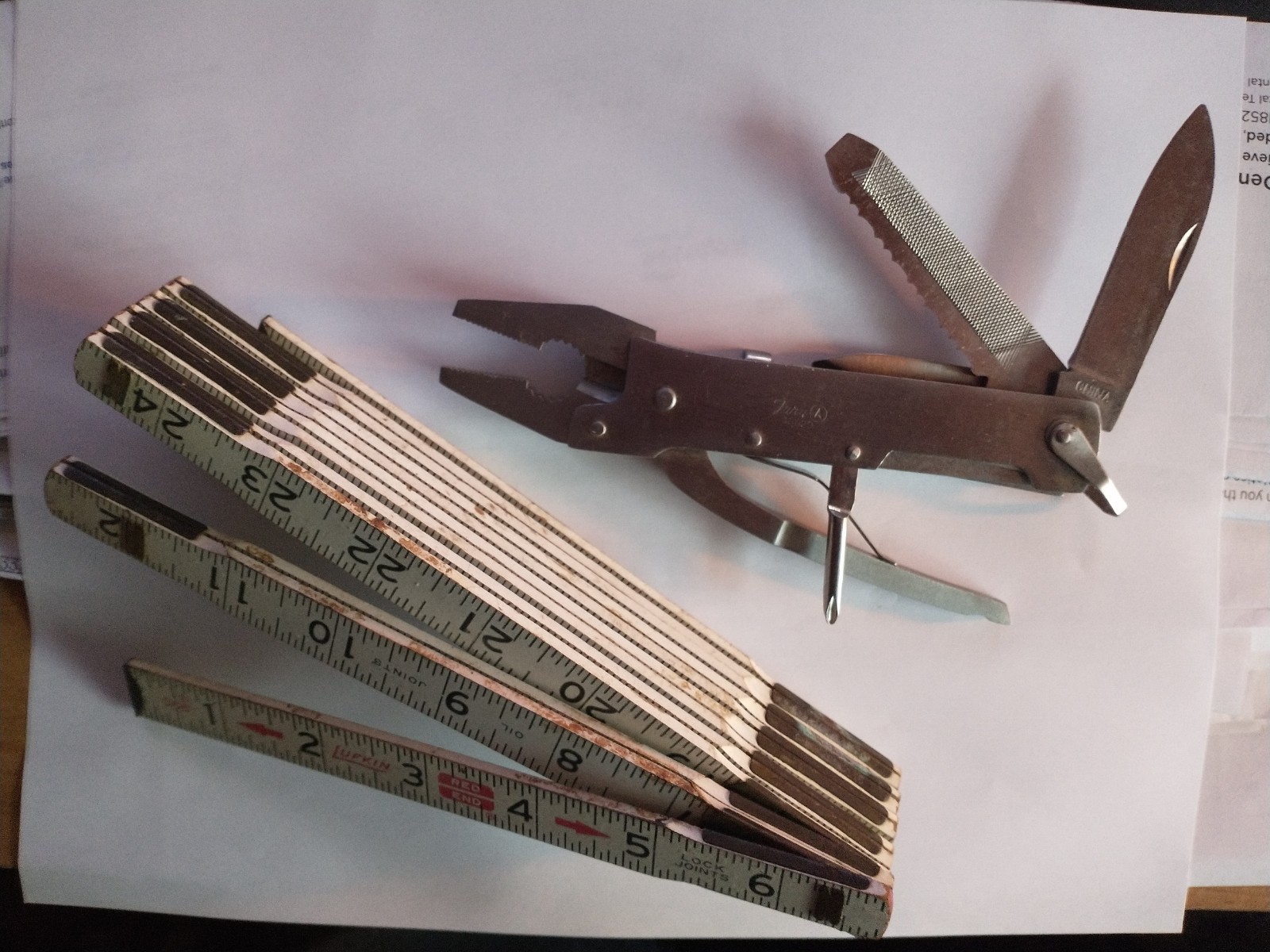Stainless Steel Multitool & Wooden Tape Measurer + FREE Gift