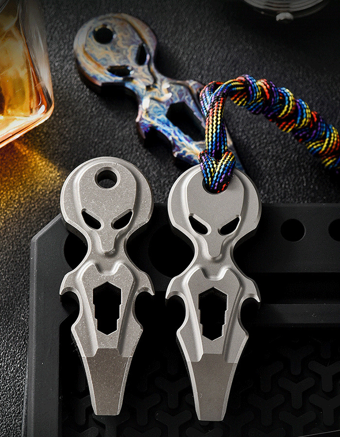 1PC Titanium Skull Multi-Tool Pry Bar Crowbar Bottle Opener Pocket Outdoor EDC