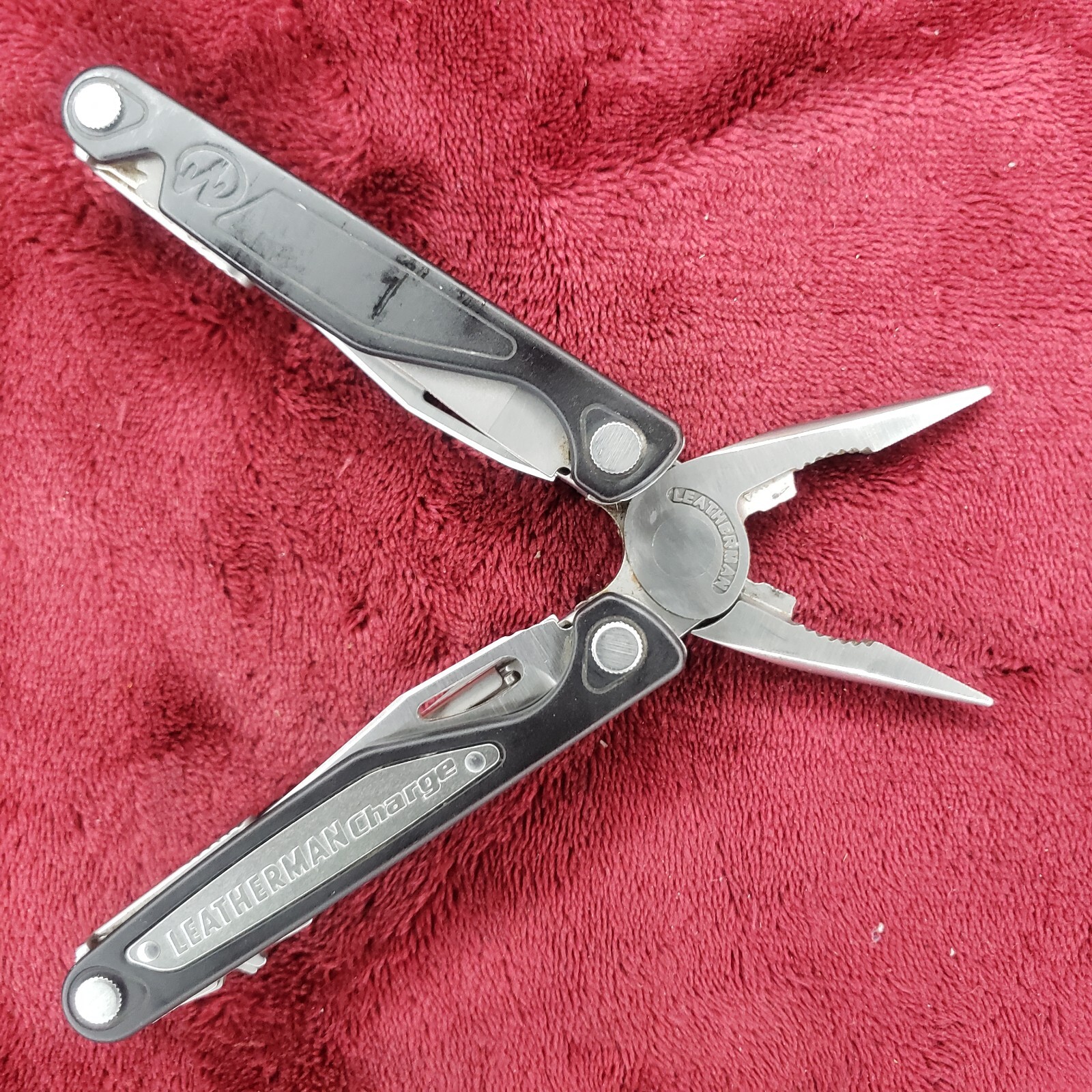 Leatherman Charge AL Multitool with Leather Sheath- Discontinued/Retired