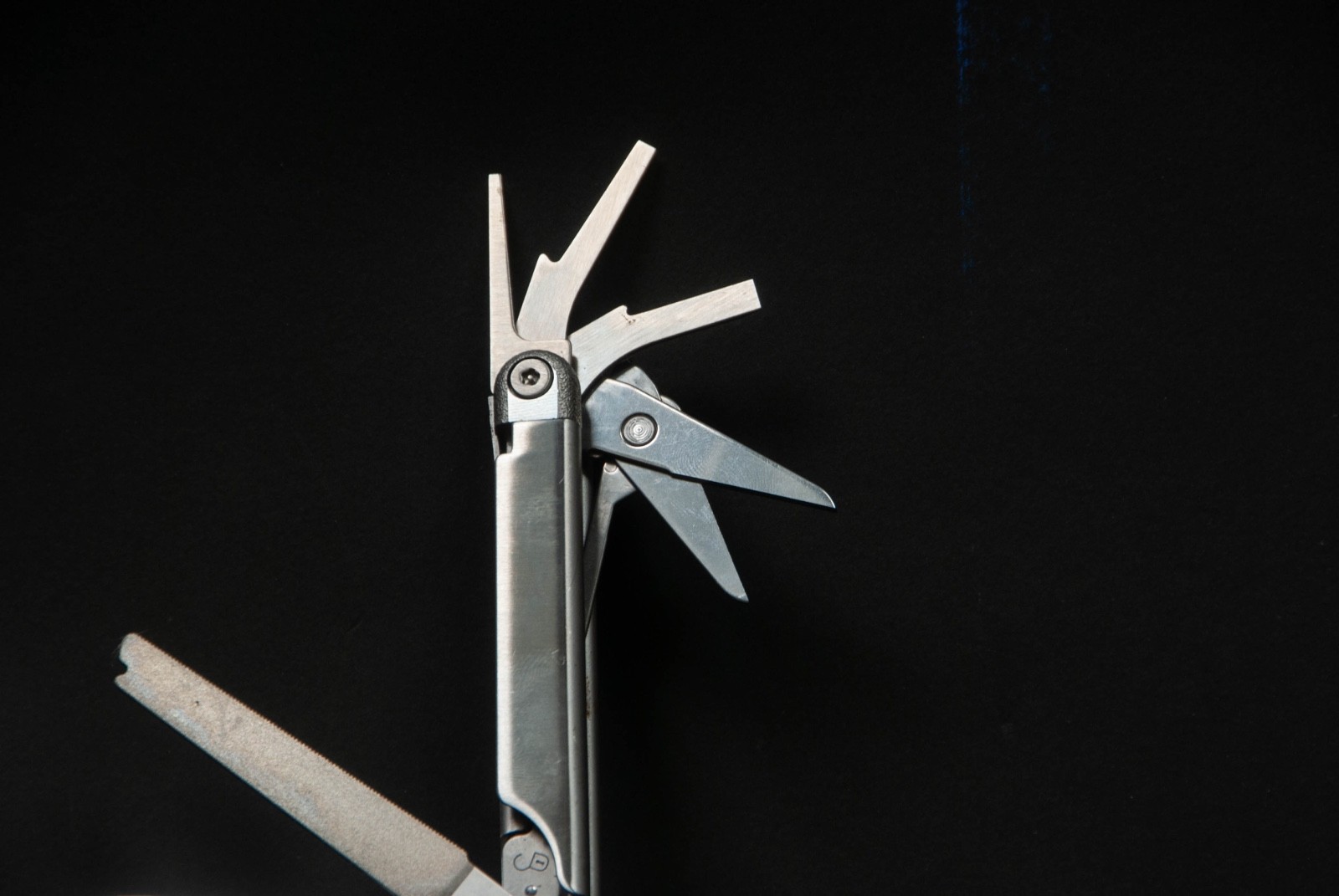 Leatherman Wave Multi Tool & Brown Leather Case Code 0799 Excellent Condition.