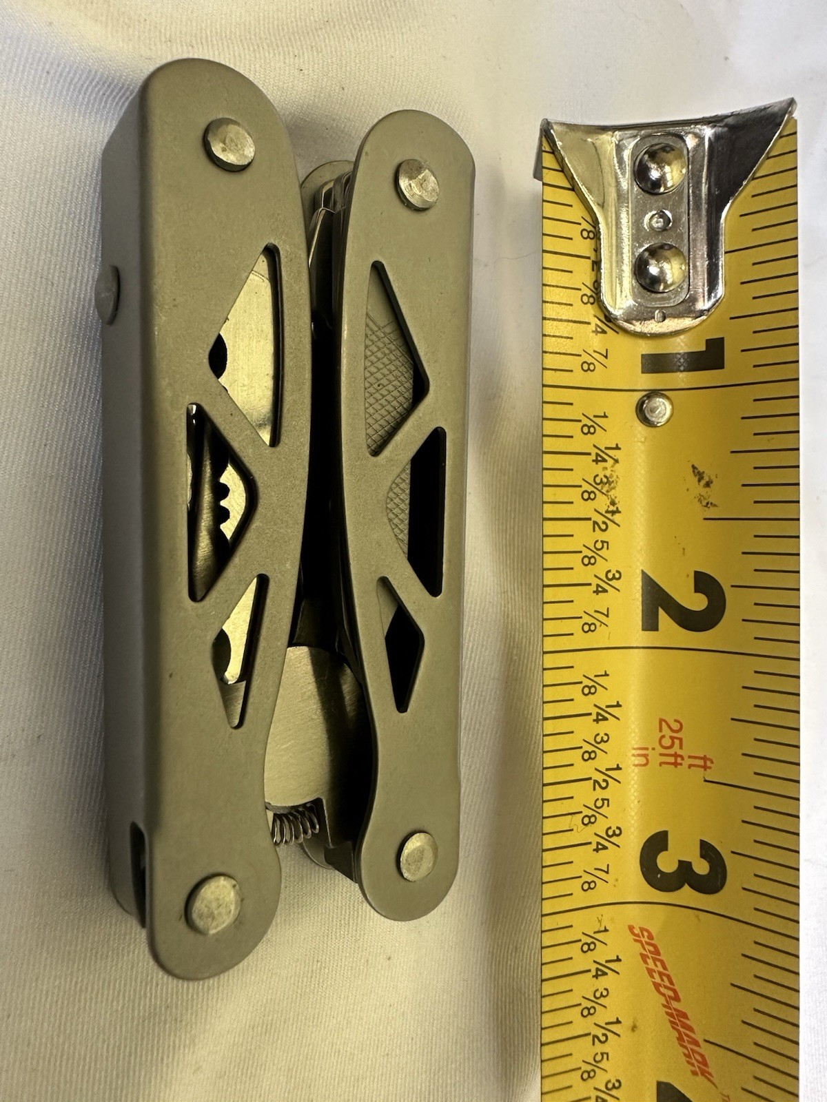 Stainless Steel Pocket Knife Multi-Tool Blade Unbranded Letherman Style 3” Cl