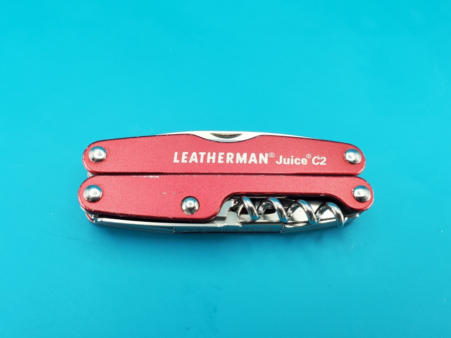 Leatherman Juice C2 Red Multi Tool! RETIRED!