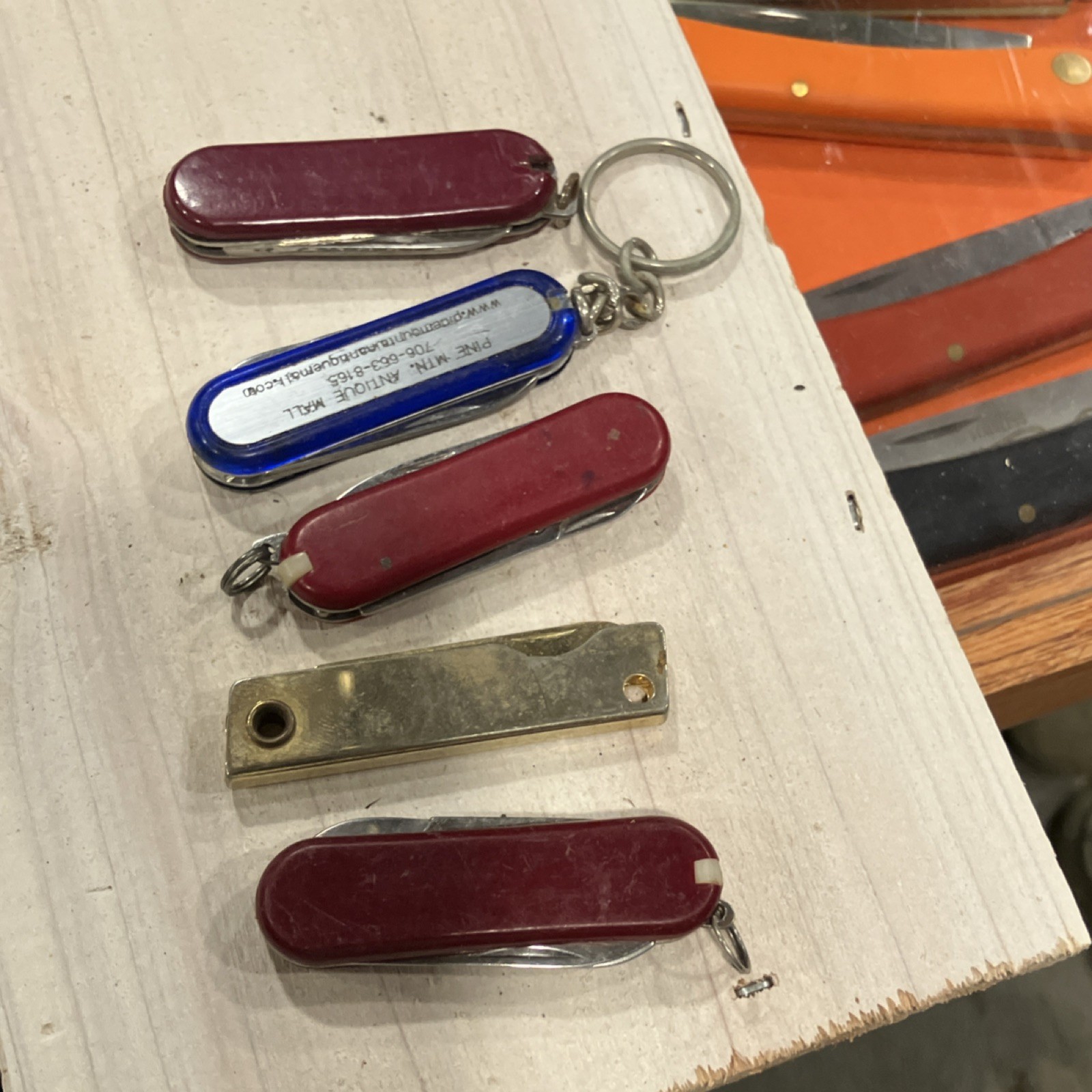 Stainless Steel Multi-Tool Knife Scissors File Lot Red Blue Brass Plastic