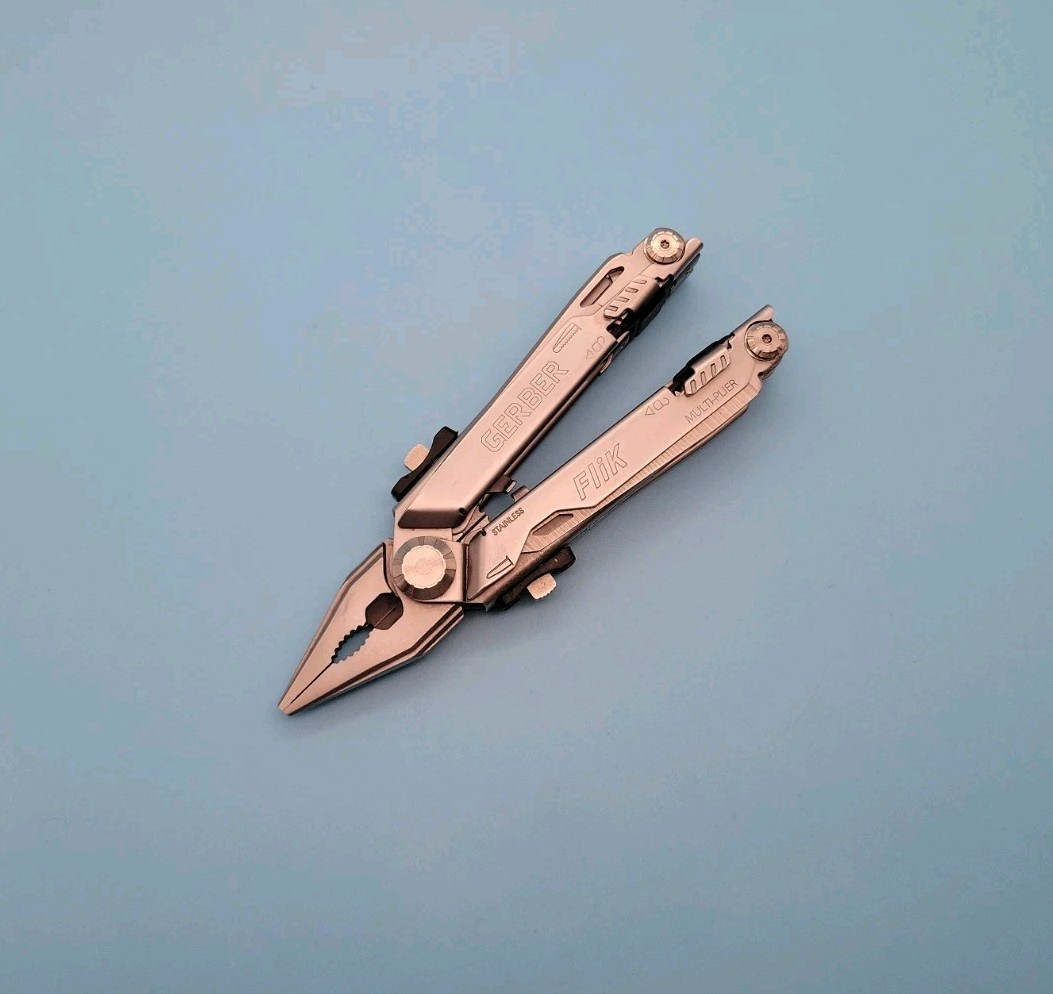GERBER Flik Multi-Tool – Silver – Pliers, Knife, Scissors, Saw – DISCONTINUED