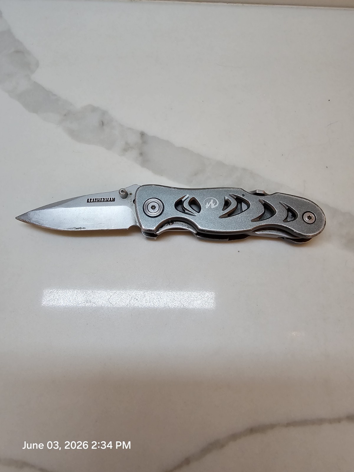 Leatherman C308 Multi-tool Knife Flathead Phillips Carabeaner Used Good