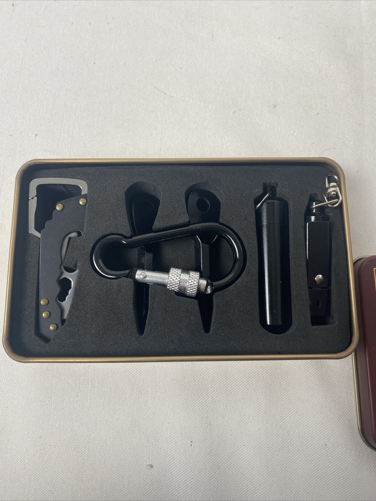 The Gentlemens Hardware Keychain Tool Kit No 130 ~ Includes Seven Accessories ~