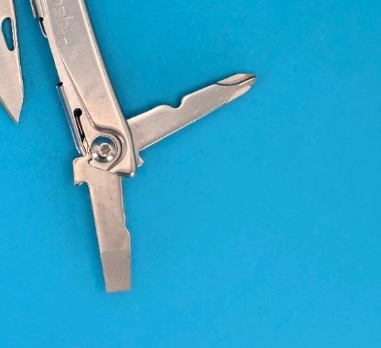 Leatherman Rev 3.8″ Multi-Tool, Stainless!