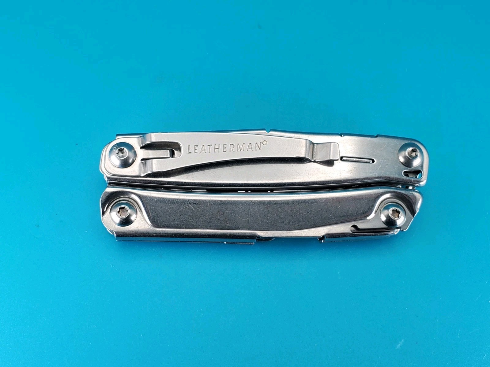 Leatherman Bolster 13 Tool Stainless Steel Multi-Tool!
