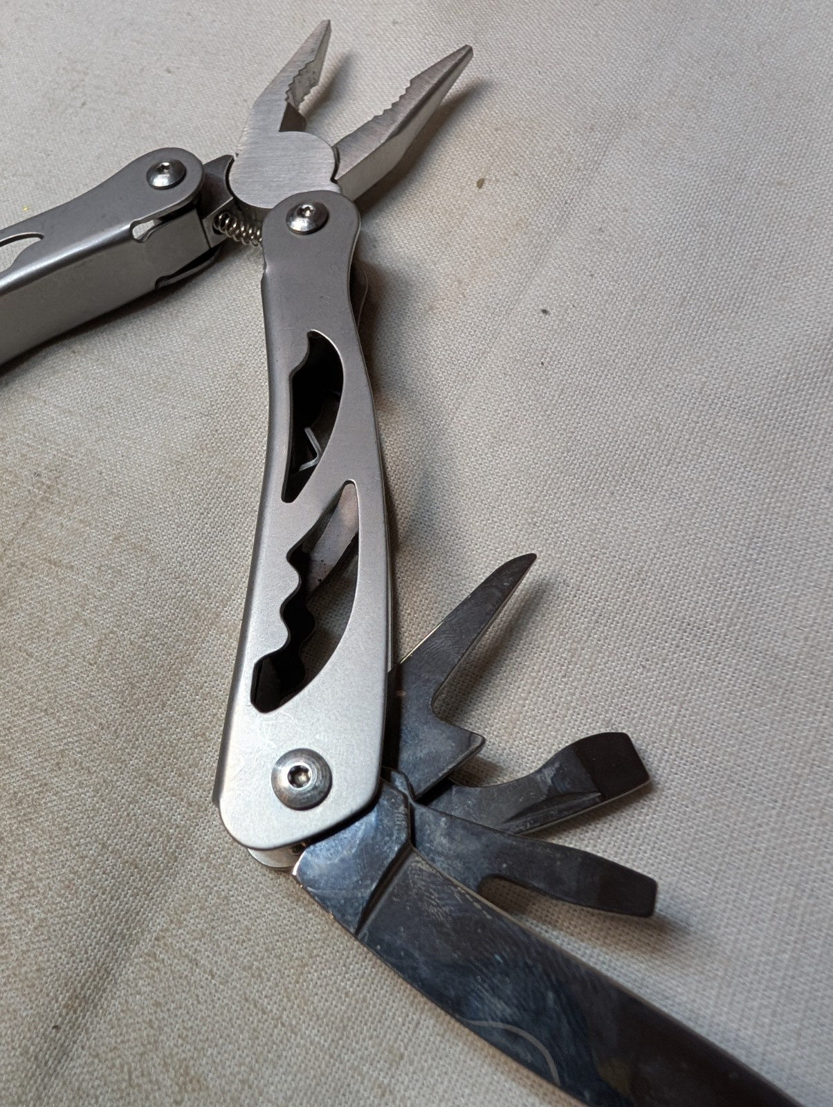 Unbranded Stainless Steel Blade Multi-Tool