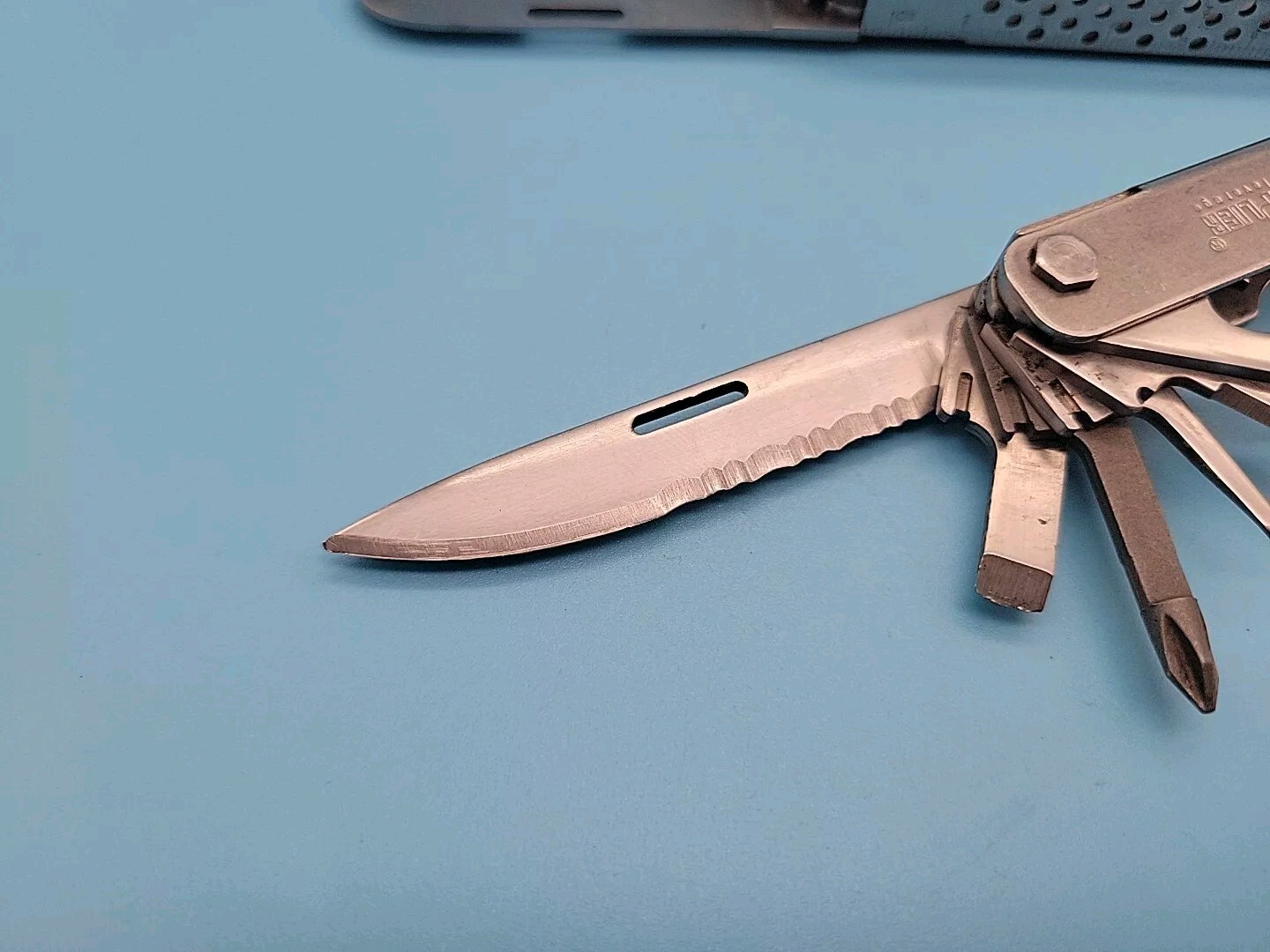 SOG Power Plier Multi-Tool – Rare Blunt Nose Pliers – Pocket Knife – Silver