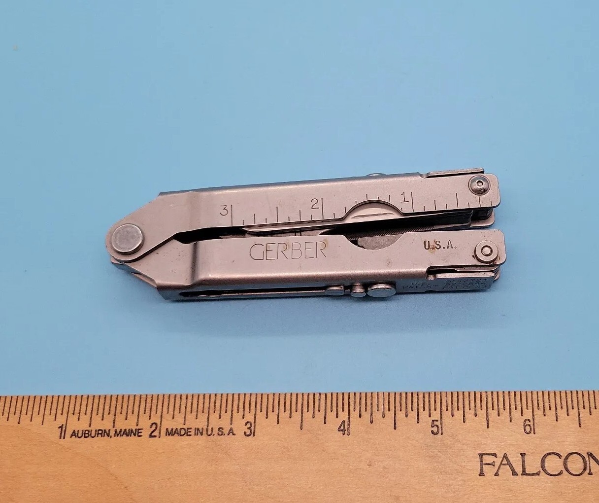 Gerber USA MP600 Multi-Tool Gray Blunt Nose Pliers Screwdrivers Knife – Vintage