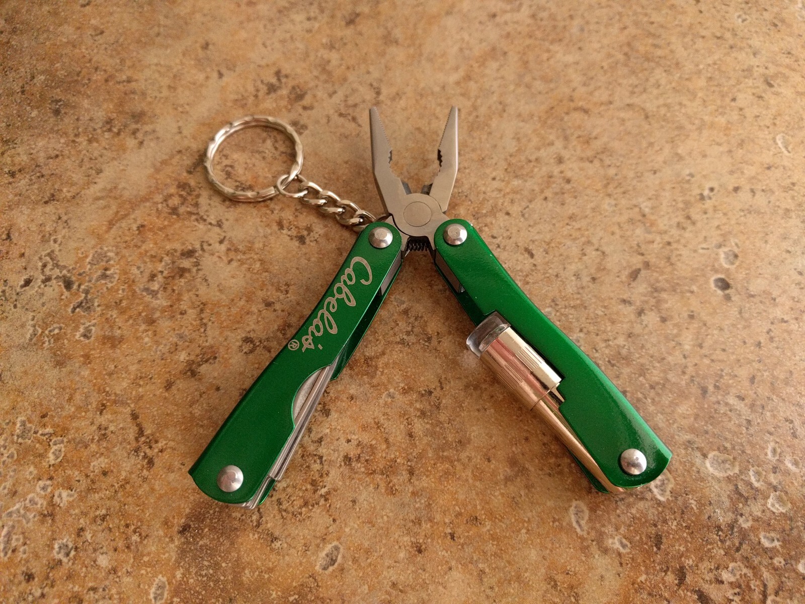 Cabelas Multi-Tool Flashlight Knife Can Opener Pliers Screwdriver Carry Pouch