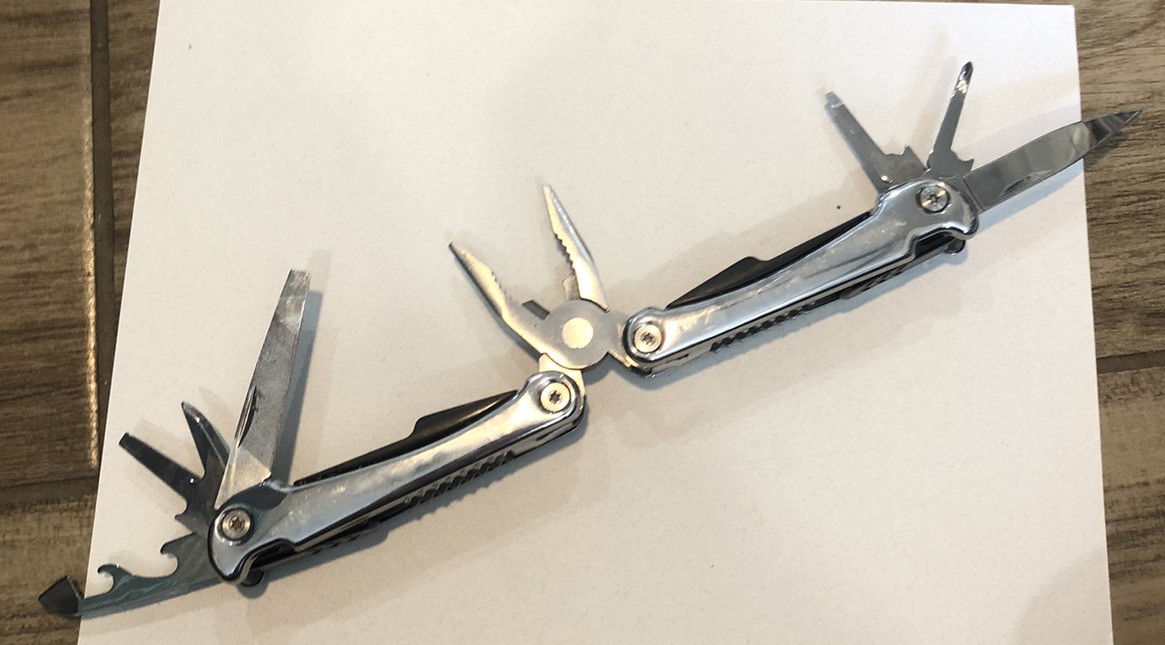 Traveler Multi Tool Pliers, Knife, Saw Blade, Opener, Screwdriver Bit