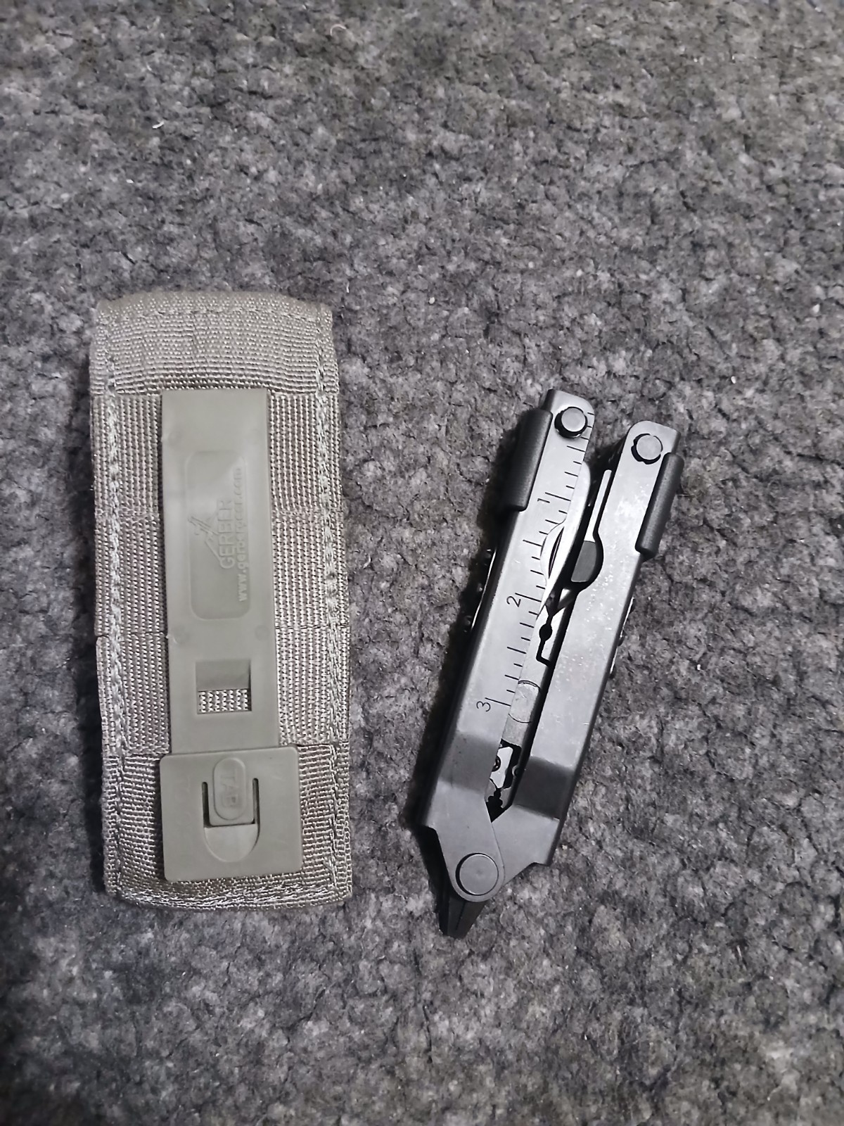Gerber MP600 military issued multitool