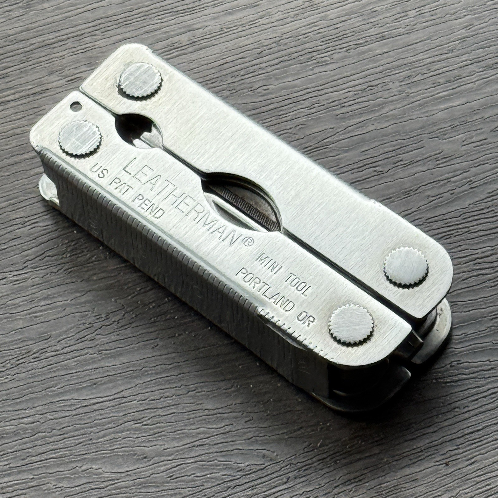 Leatherman MINI TOOL multitool. Variant w/US PAT PEND on Both Sides