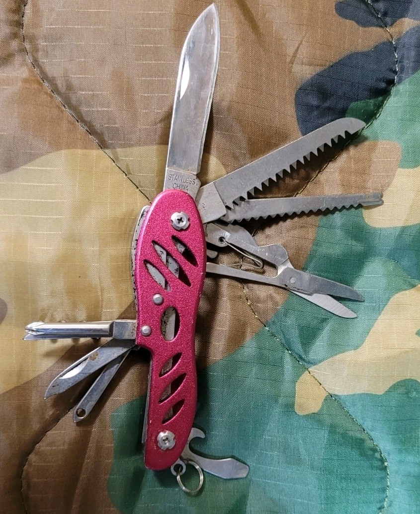 Columbia Red Multi Tool For Hunting Fishing And Camping