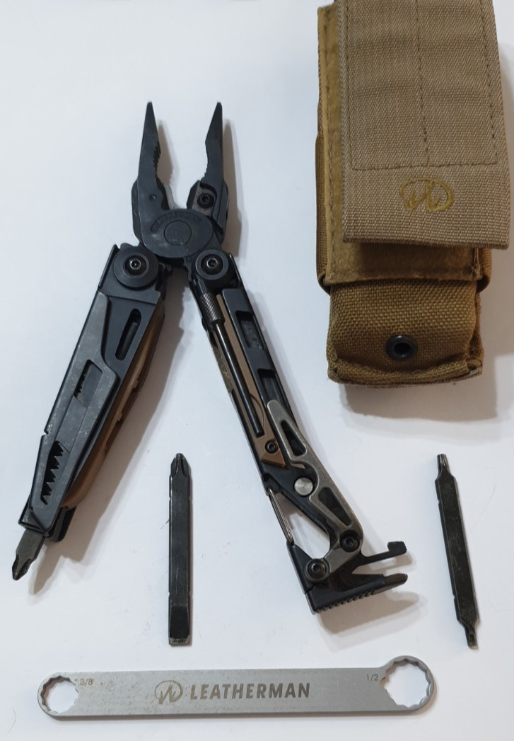 🔥 Leatherman MUT 2011 Multi Tool Military With Wrench Retired Collectable Rare