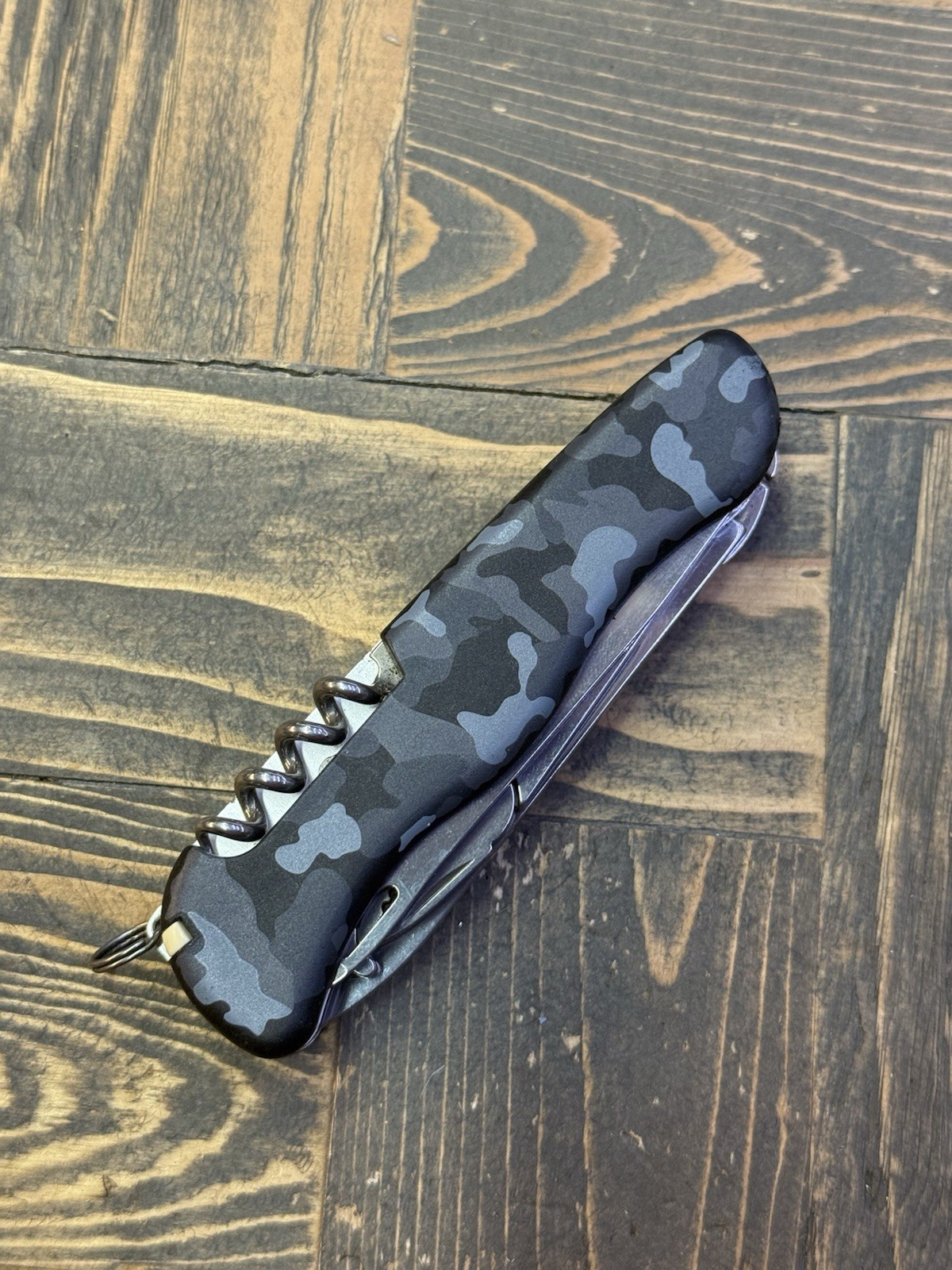Victorinox Skipper 111mm Swiss Army Knife Lockblade Camo Gray Used