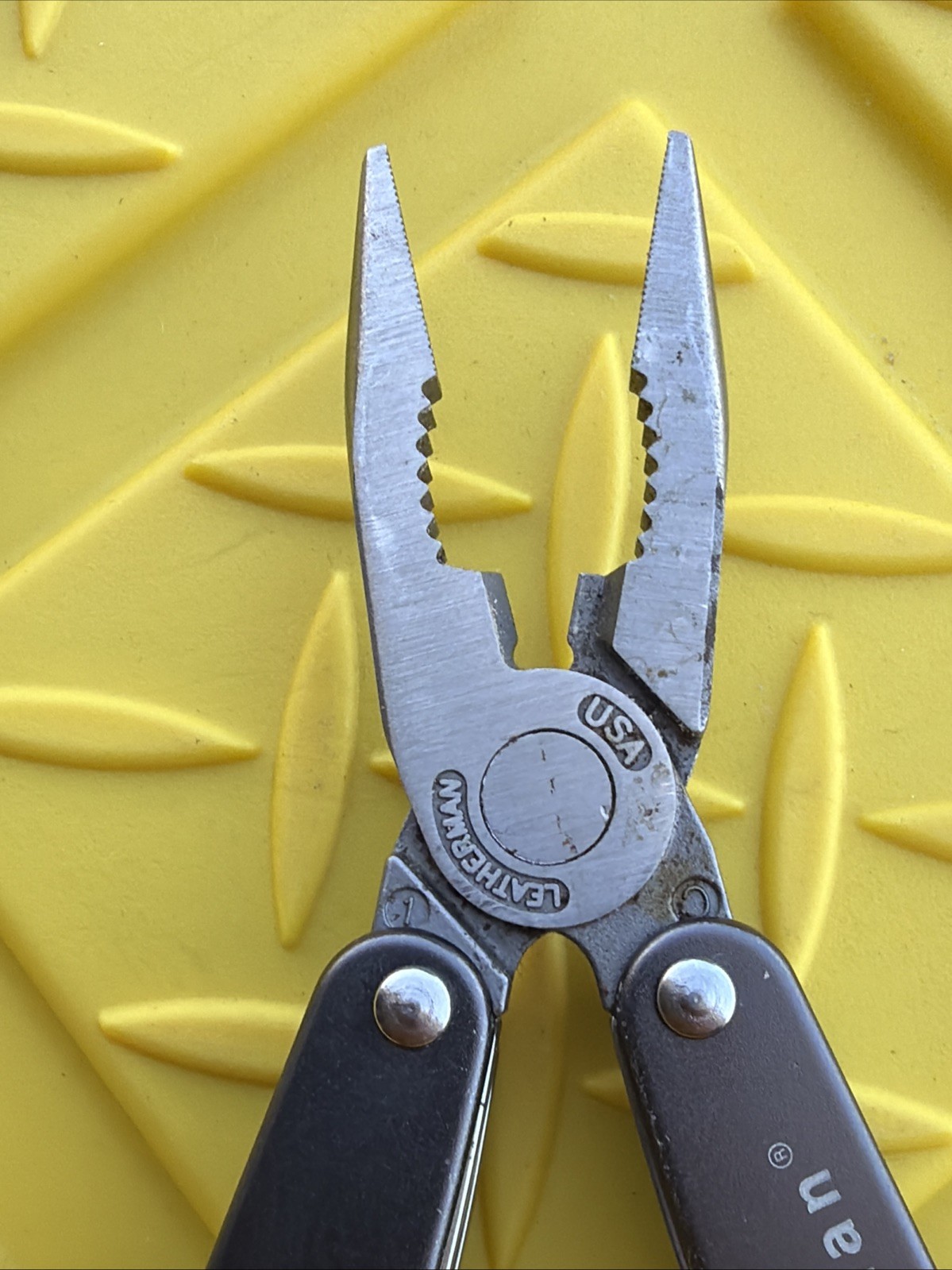 Leatherman Juice S2 Silver Multitool, Discontinued