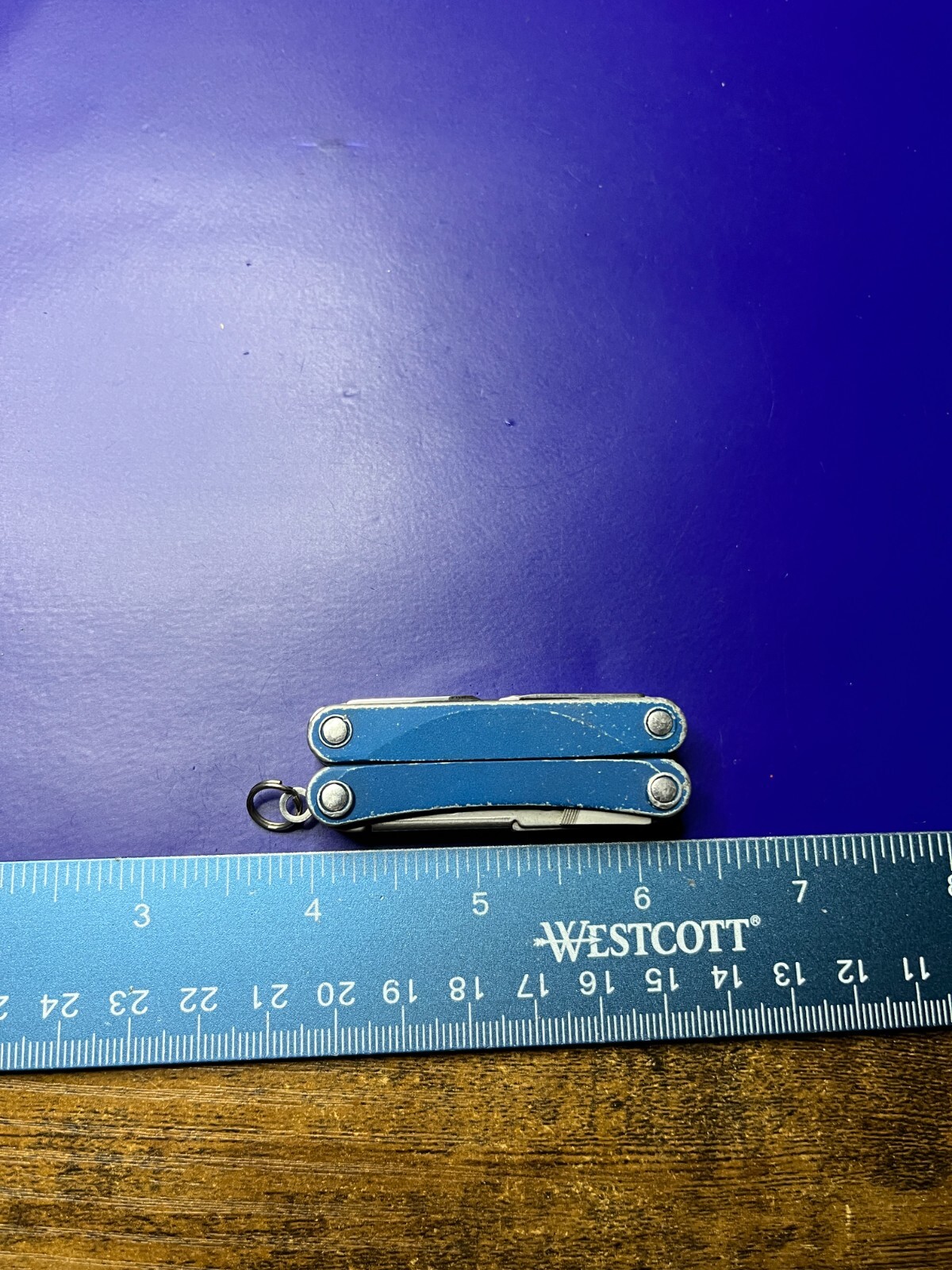 Leatherman Squirt PS4 Multi Tool, Knife, Pliers – Blue
