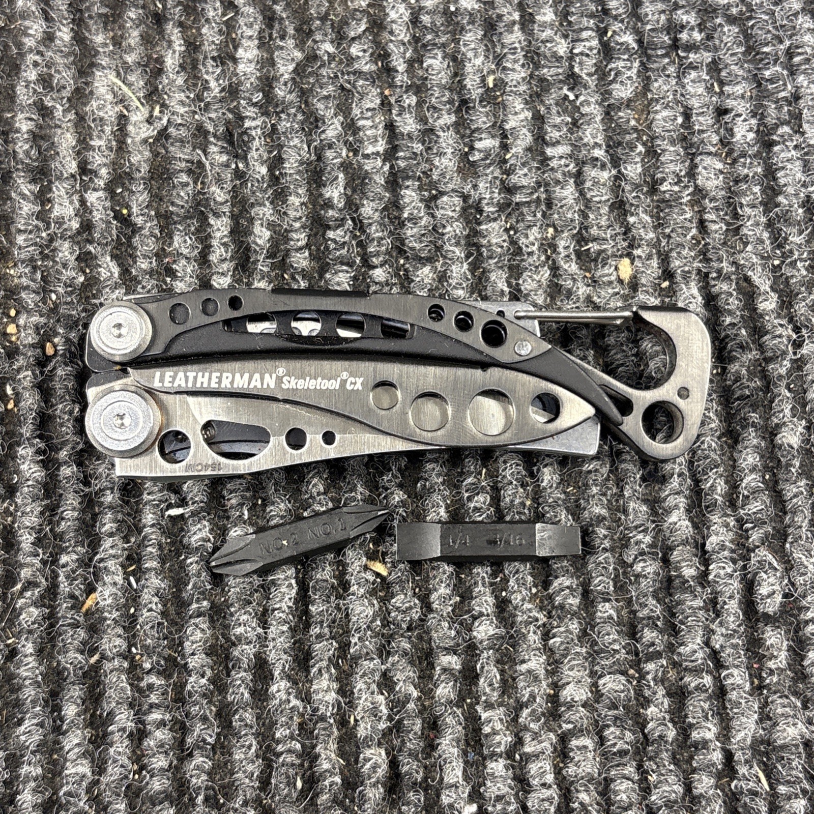 Leatherman Skeletool CX Multi-Tool (078)