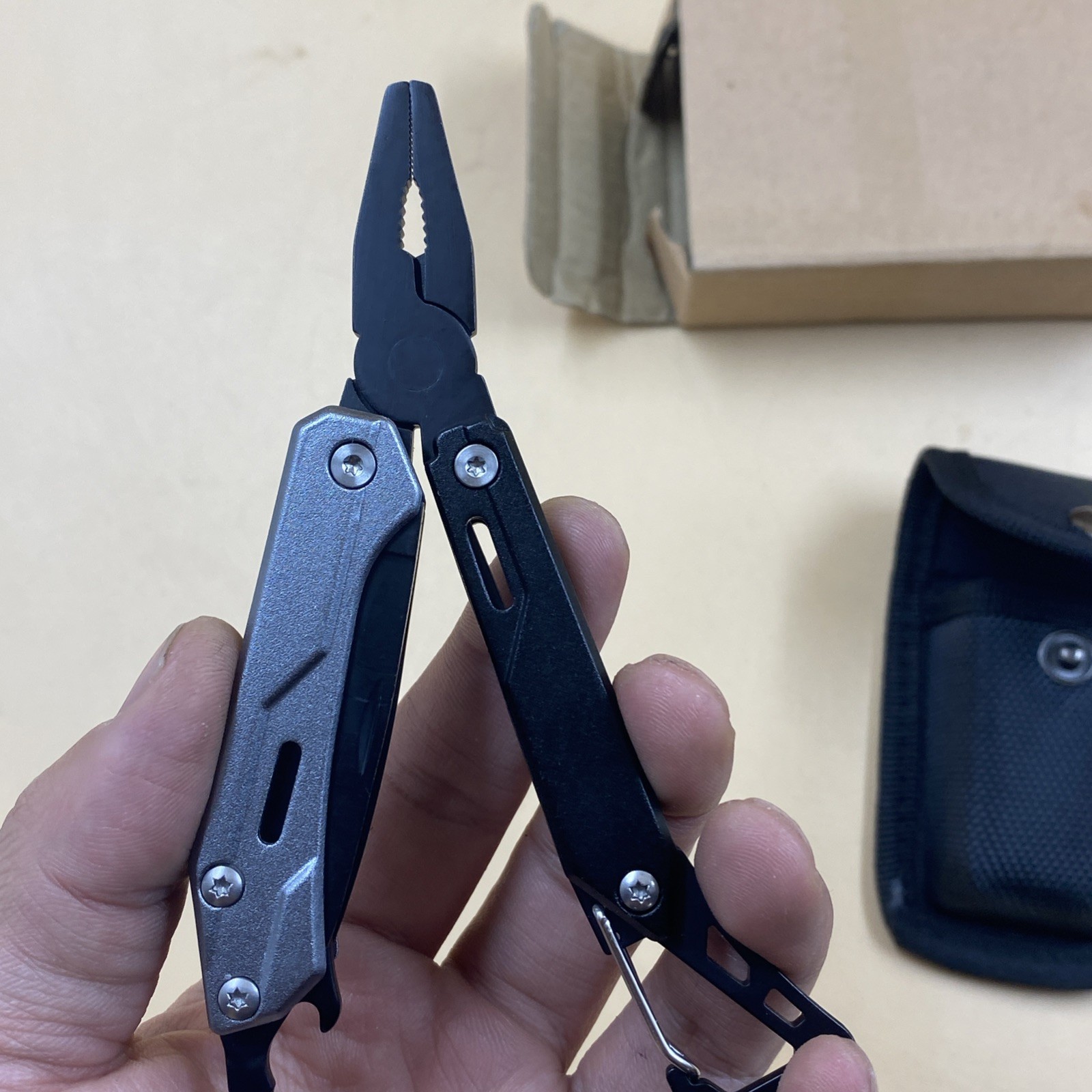 Mini Pocket Keychain Multi-Tool /for Travel Camping Daily Task / Knife /M6
