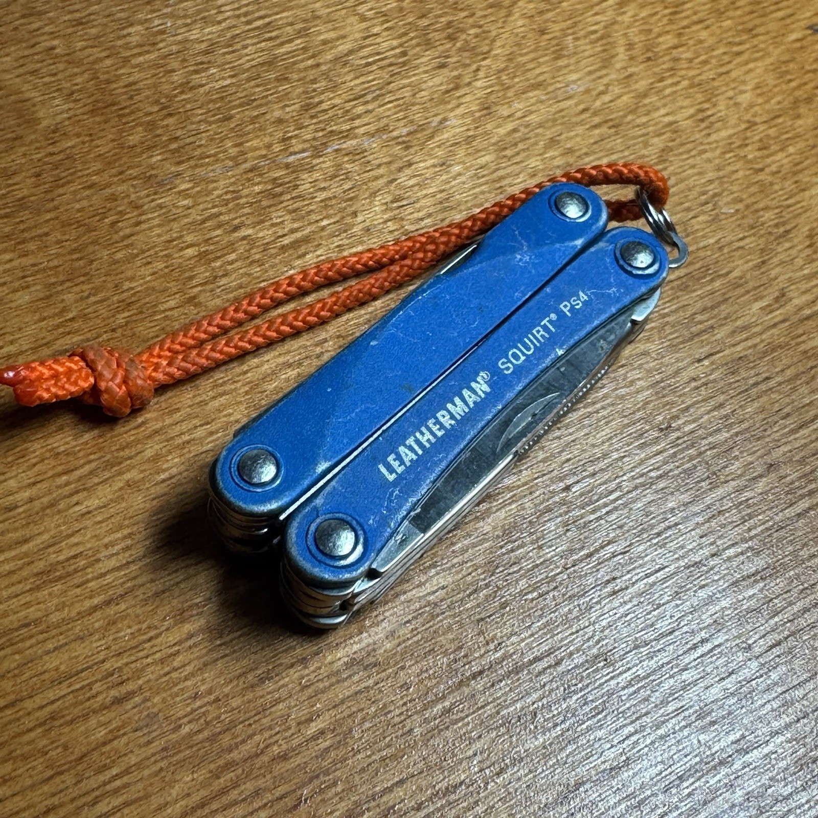 Leatherman SQUIRT PS4 Multi-Tool With Pliers Scissors Knife BLUE!