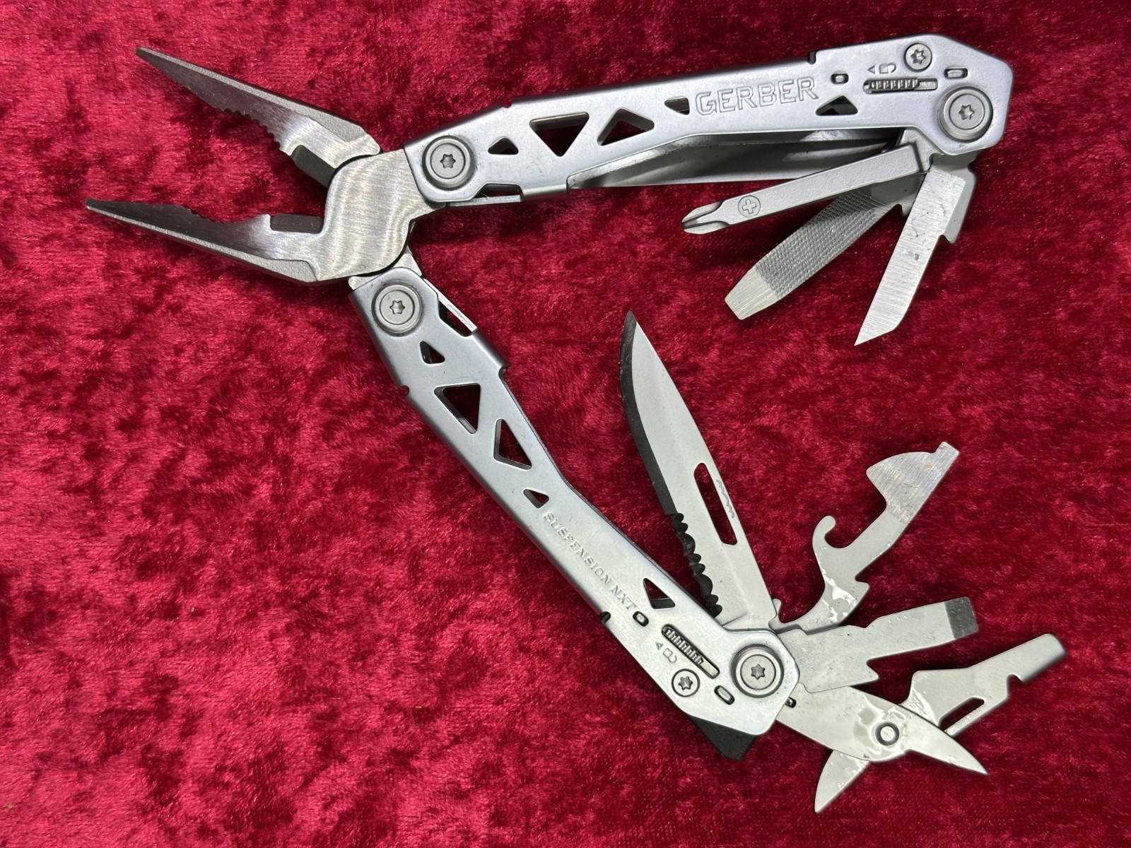 Gerber Suspension NXT Stainless Multi-Tool Pliers No Sheath Random Pick (119)