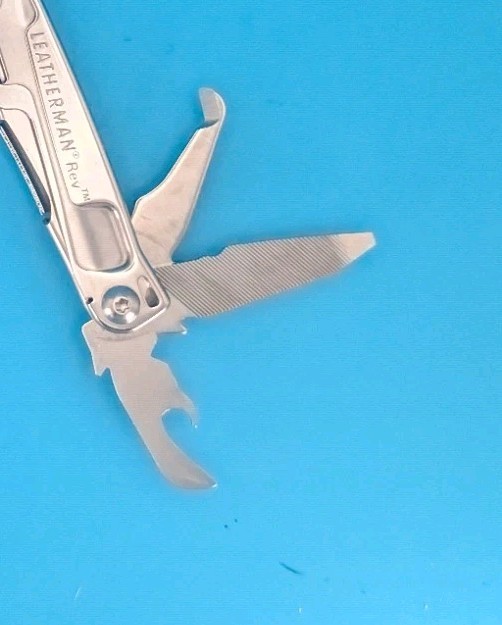 Leatherman Rev 3.8″ Multi-Tool, Stainless! *ATKINSON CONSTRUCTION*