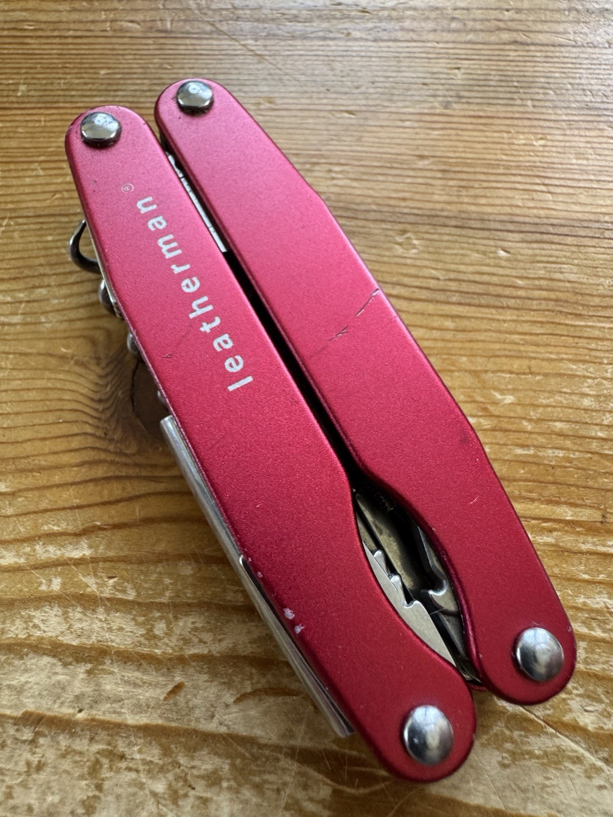 Leatherman Juice C2 Red Multi Tool! RETIRED!