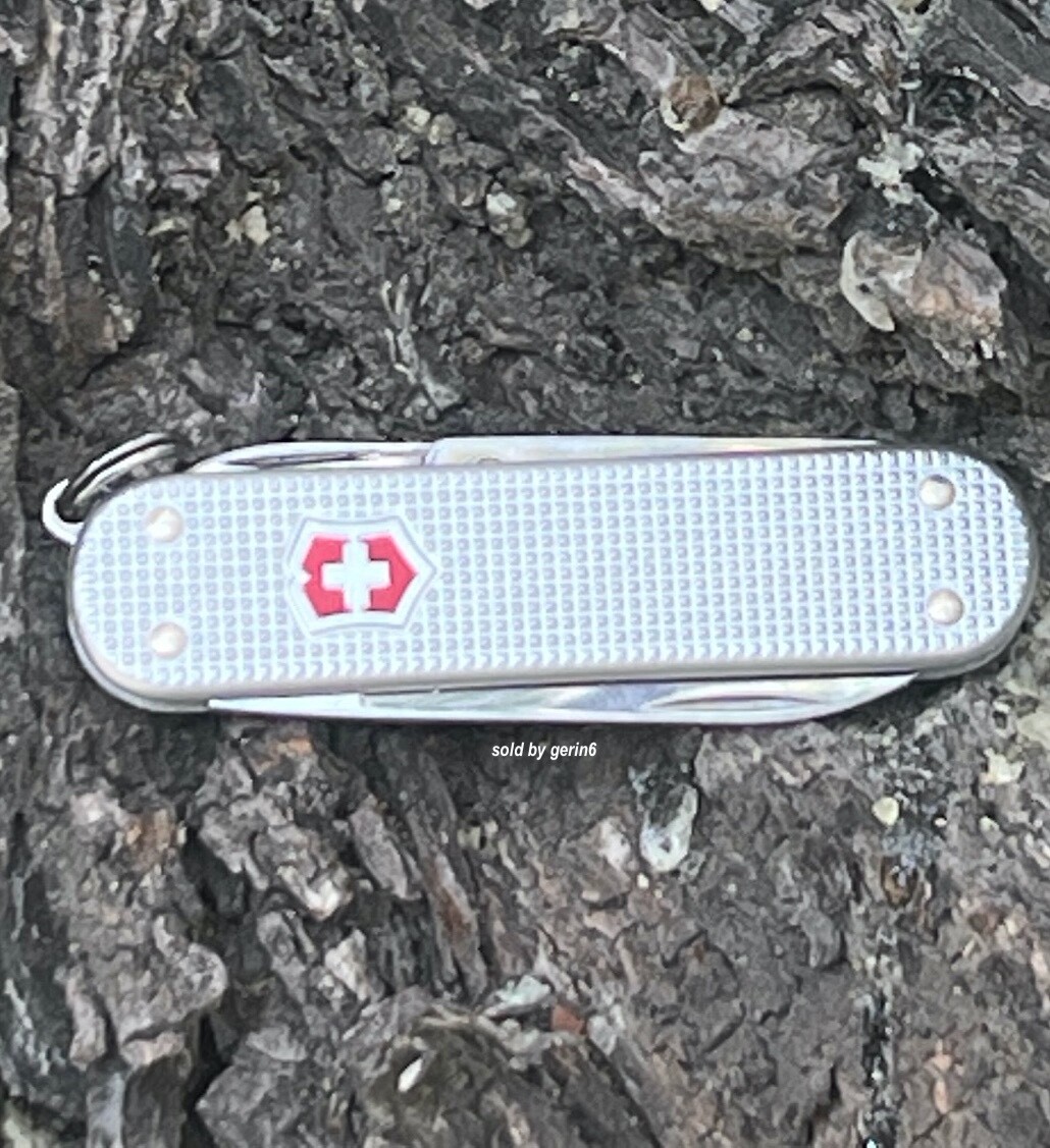 Swiss Army Knife, Classic Silver Alox, Victorinox 53012, New In Box
