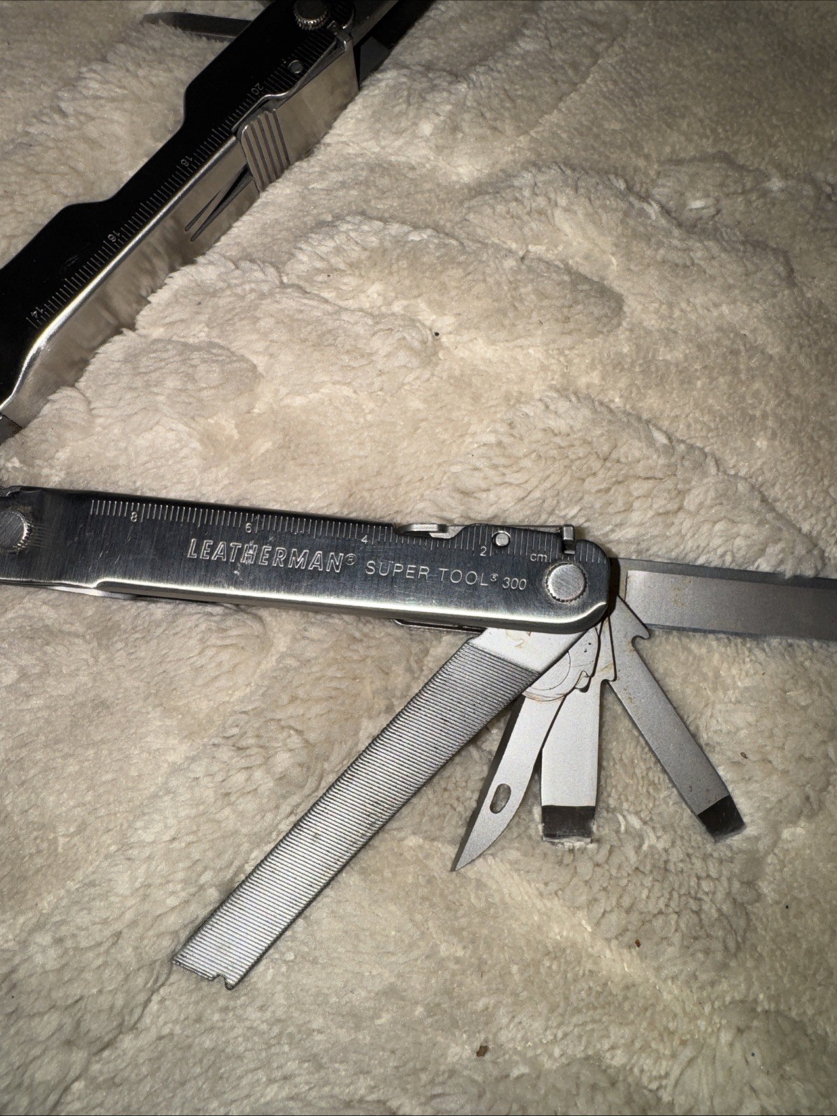 Leatherman Super Tool 300 Multitool Stainless Steel Pliers Knife Used