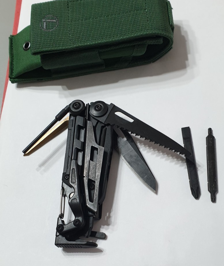 🔥🔥🔥 Leatherman MUT Multi Tool Military Green Sheath Retired Collectable Rare