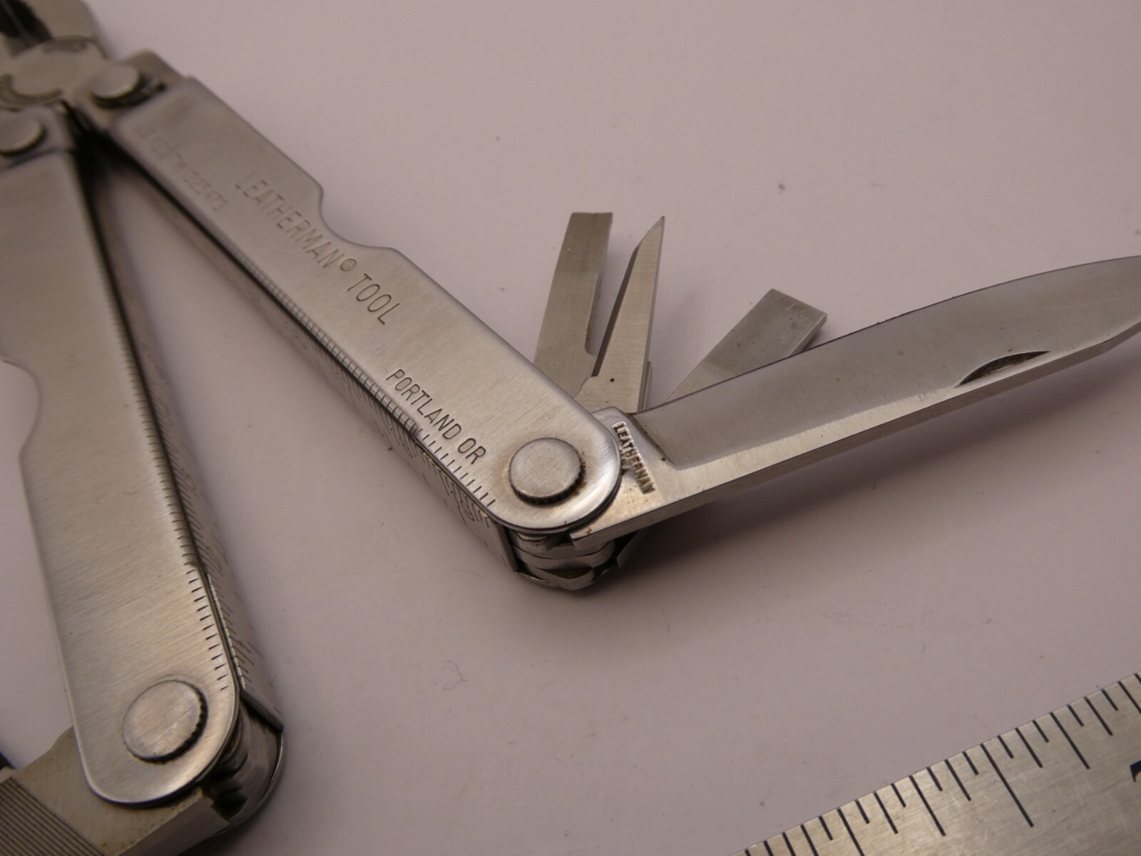 VINTAGE LEATHERMAN TOOL US REG 1325473 MULTI TOOL MADE IN USA WITH SHEATH