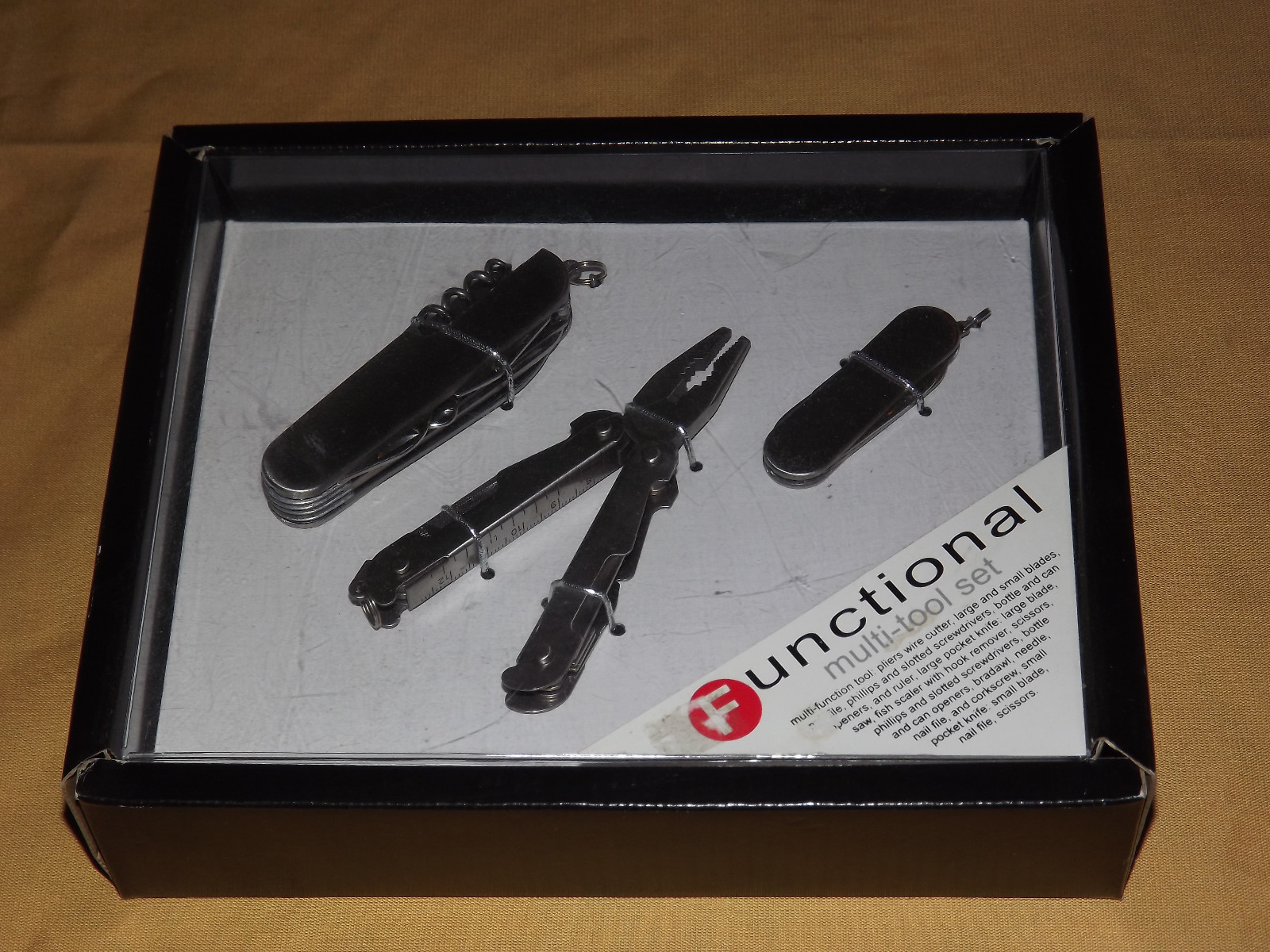 POCKET KNIFE PLIERS SCREWDRIVER FUNCTIONAL MULTI TOOL SET NEW IN BOX
