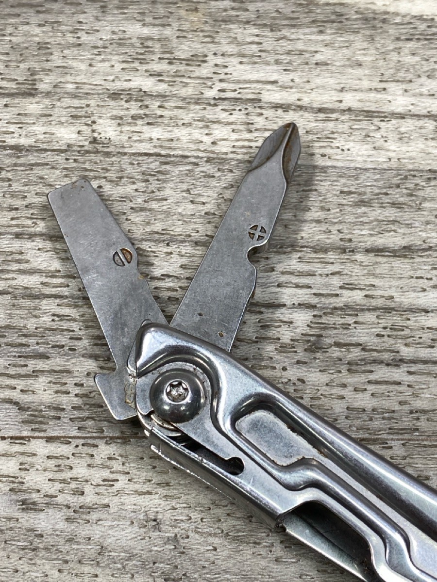 Leatherman Rev Pocket Multitool (A1D032595)