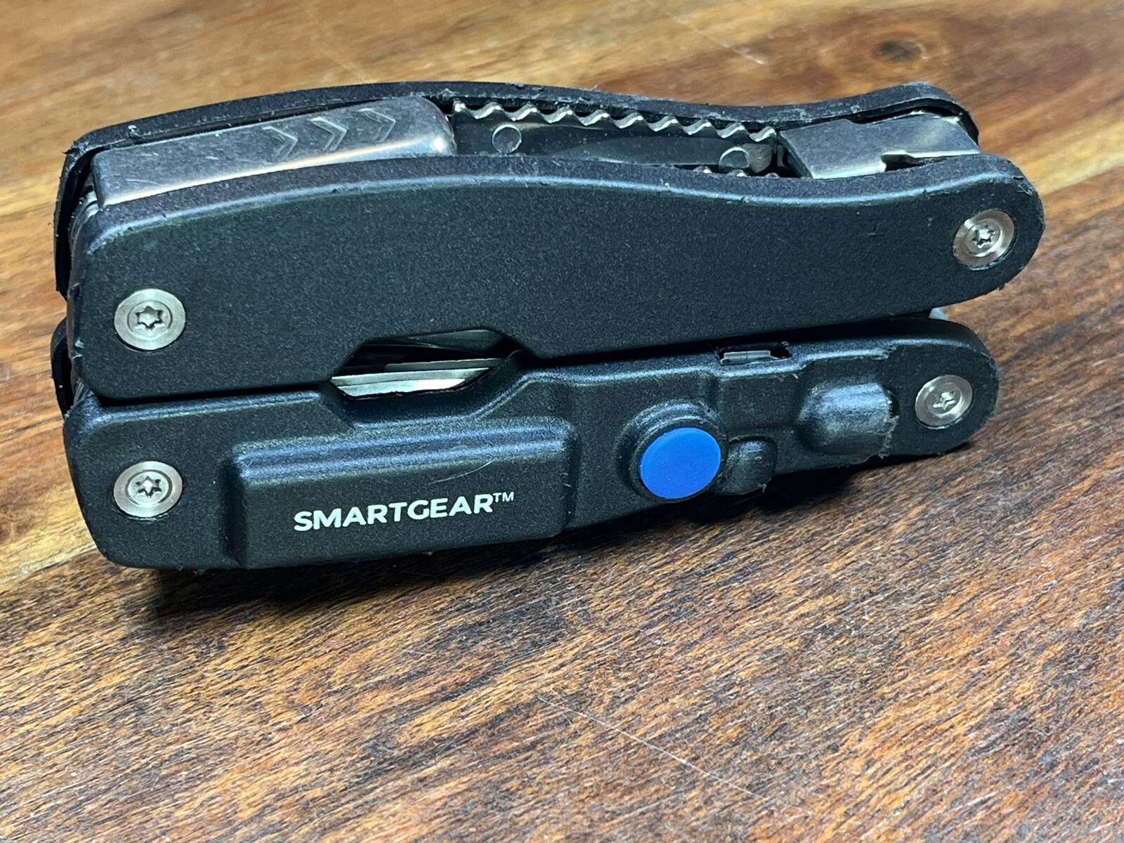SmartGear USB Rechargeable Flashlight Multitool + Nylon Sheath