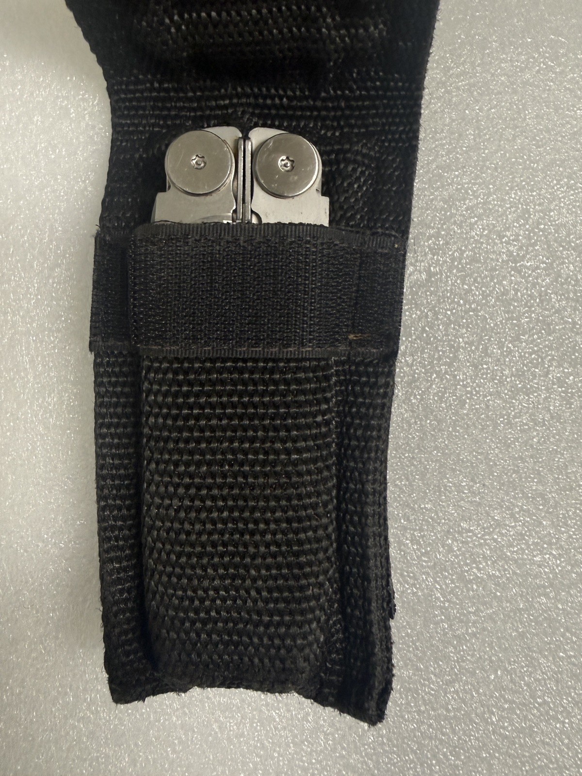 Leatherman Wave Multi‑Tool w/ Nylon Sheath –Stainless Steel–Great Condition