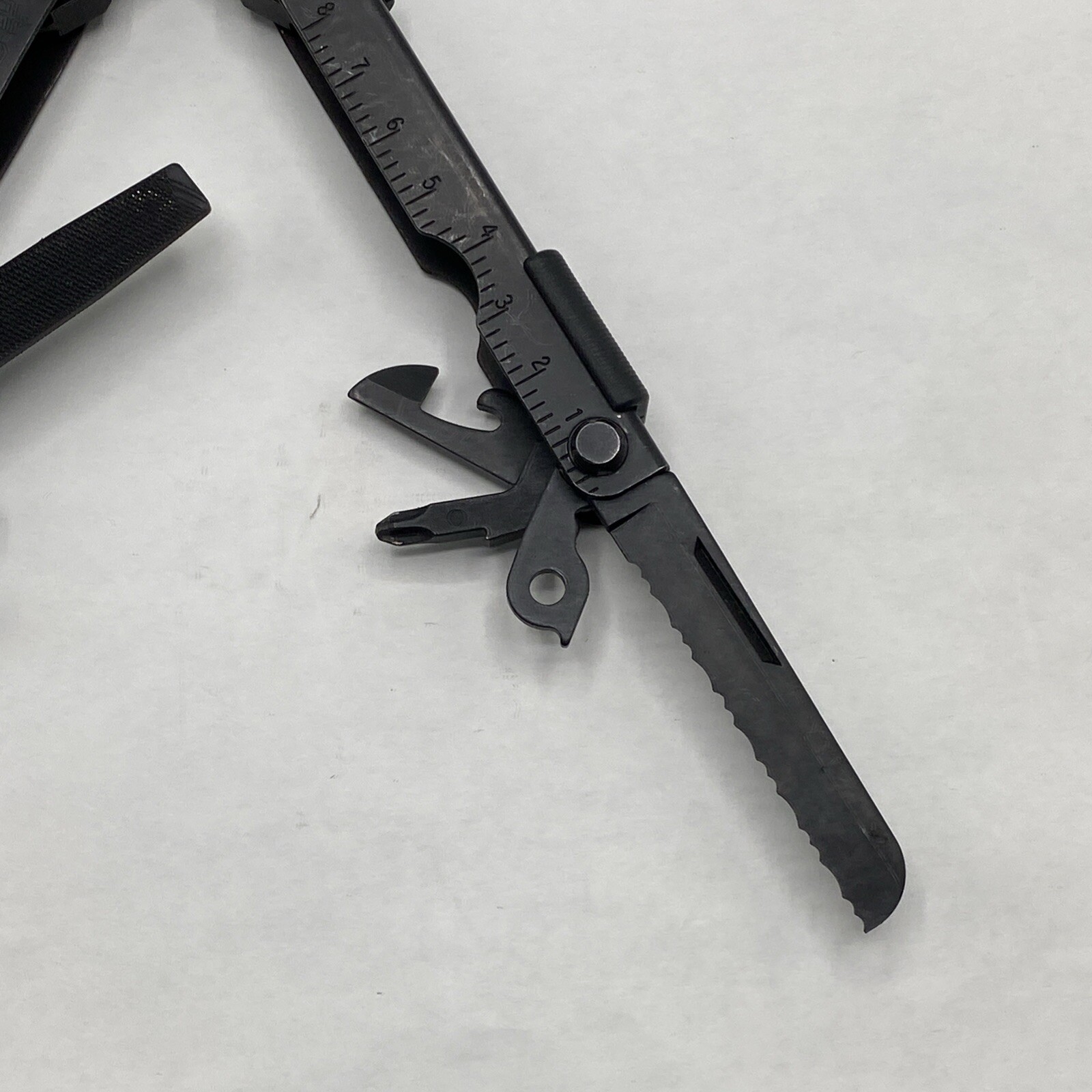 Gerber MP 600, Carbide Cutters, Needlenose – Black