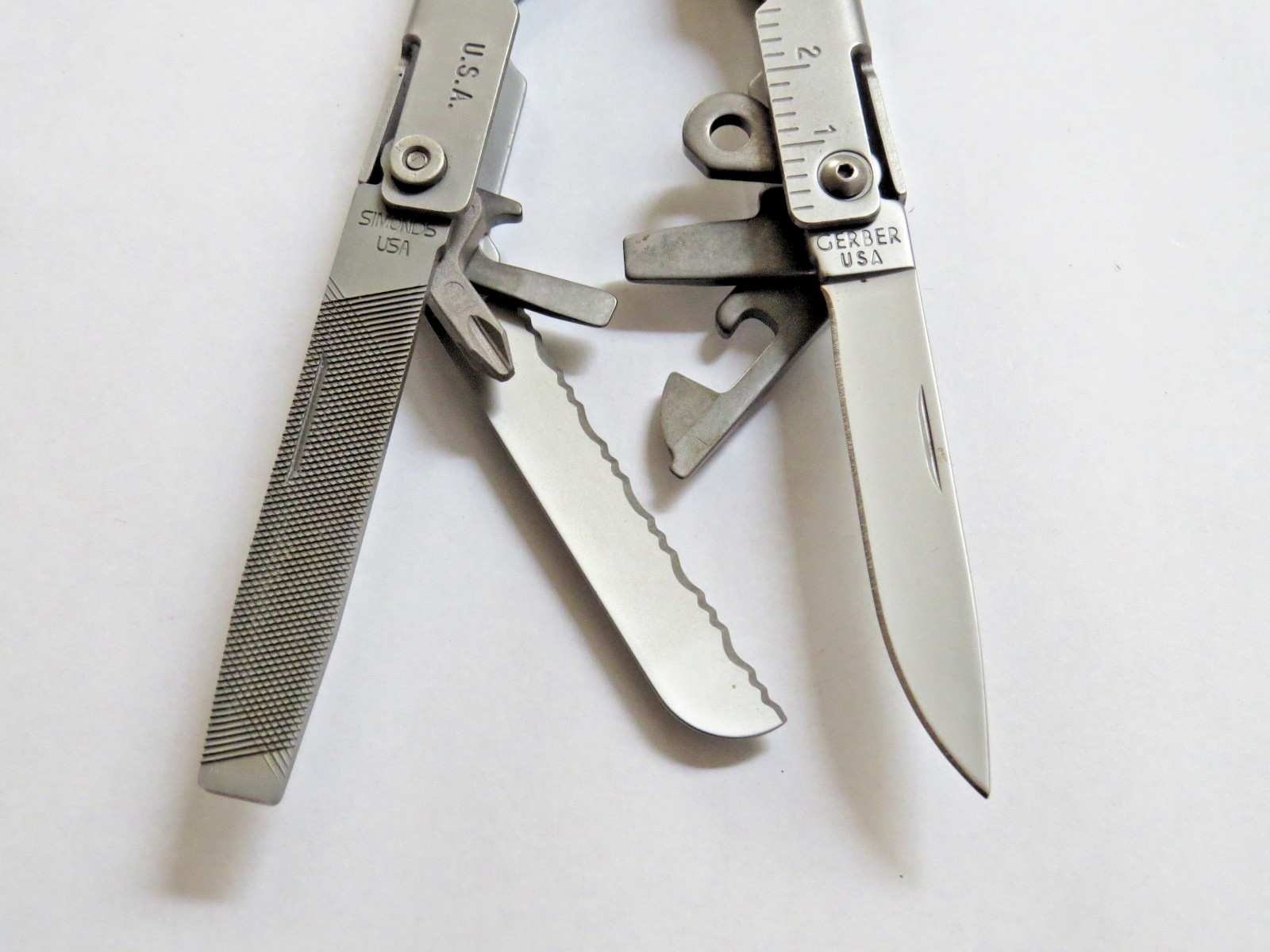 Vintage Stainless Gerber MP600 Blunt Nose Multi Plier Folding Tool No Plastic