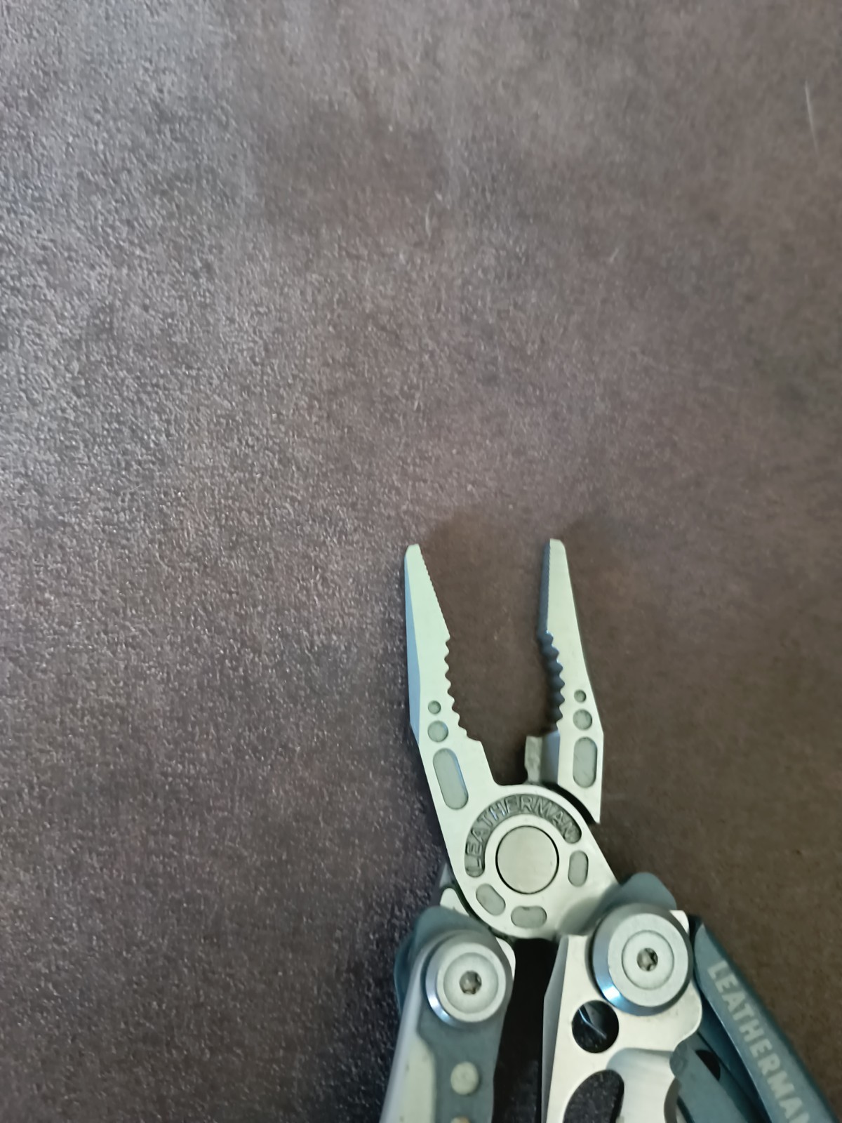 Leatherman Skeletool Stainless Steel Multi-Tools Denim Blue 05/23 Discontinued