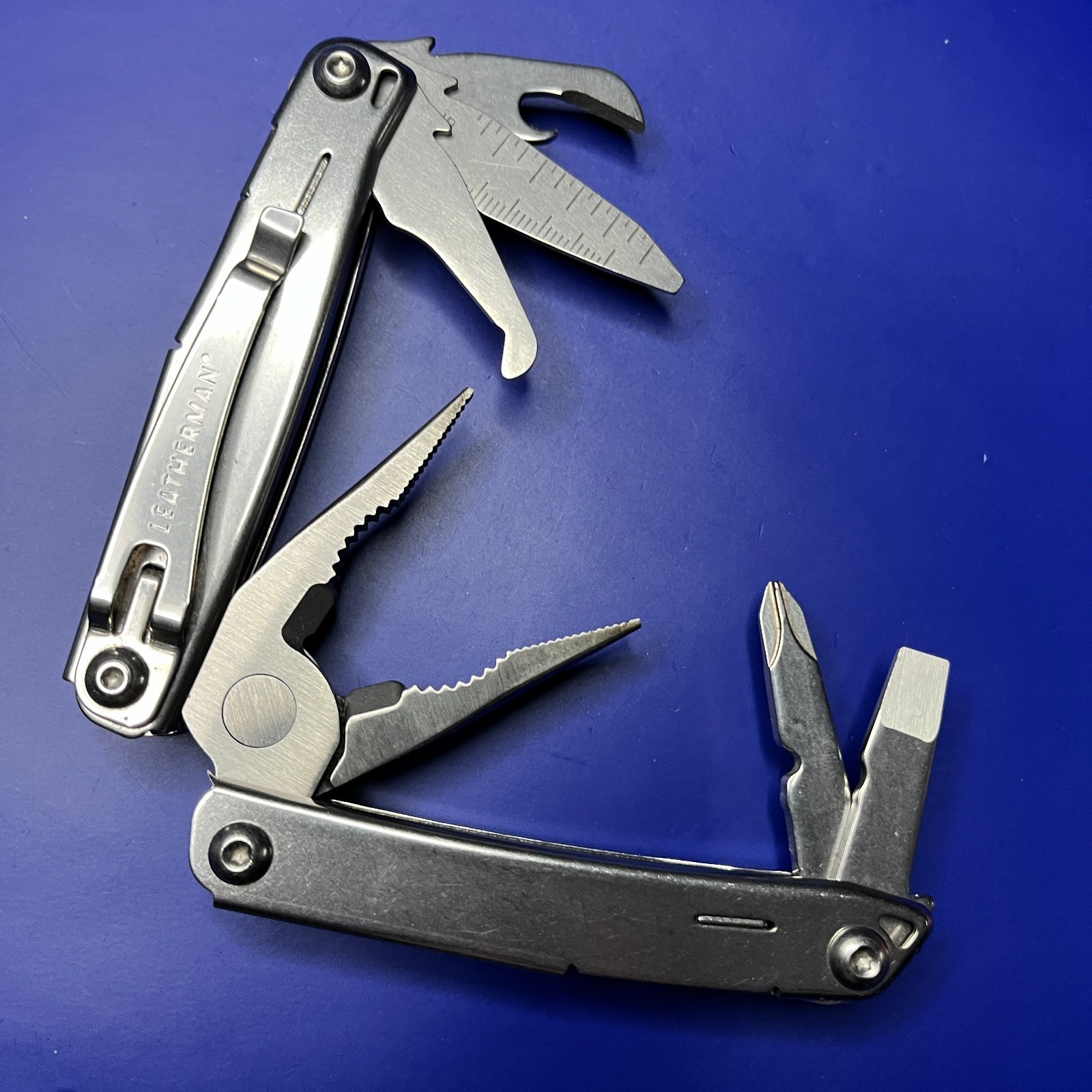 Leatherman Stainless Steel Wingman Multi Tool Scissors Knife Plier