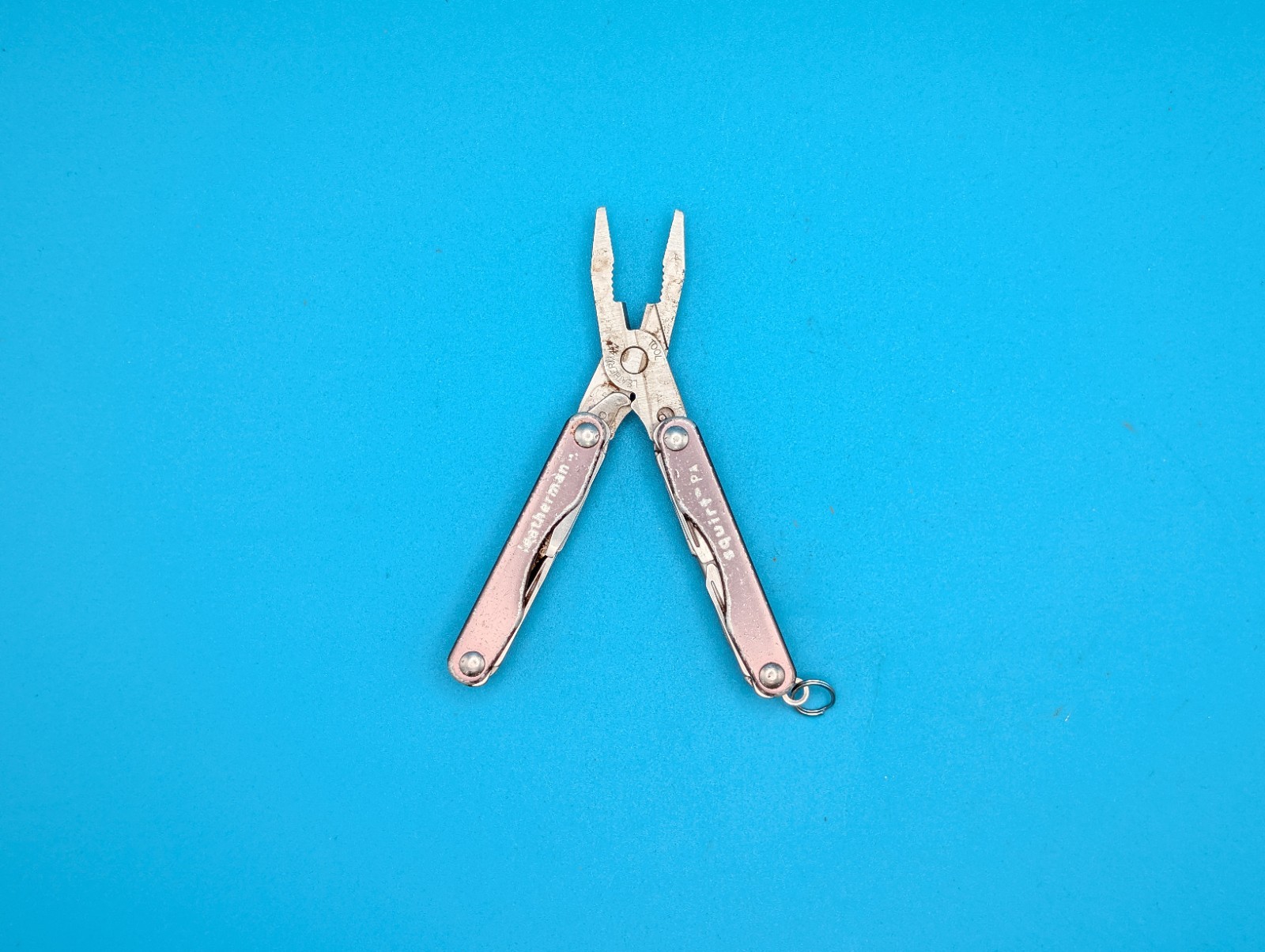 Leatherman Squirt P4 Multi-Tool, Key Ring, Retired, GRAY!