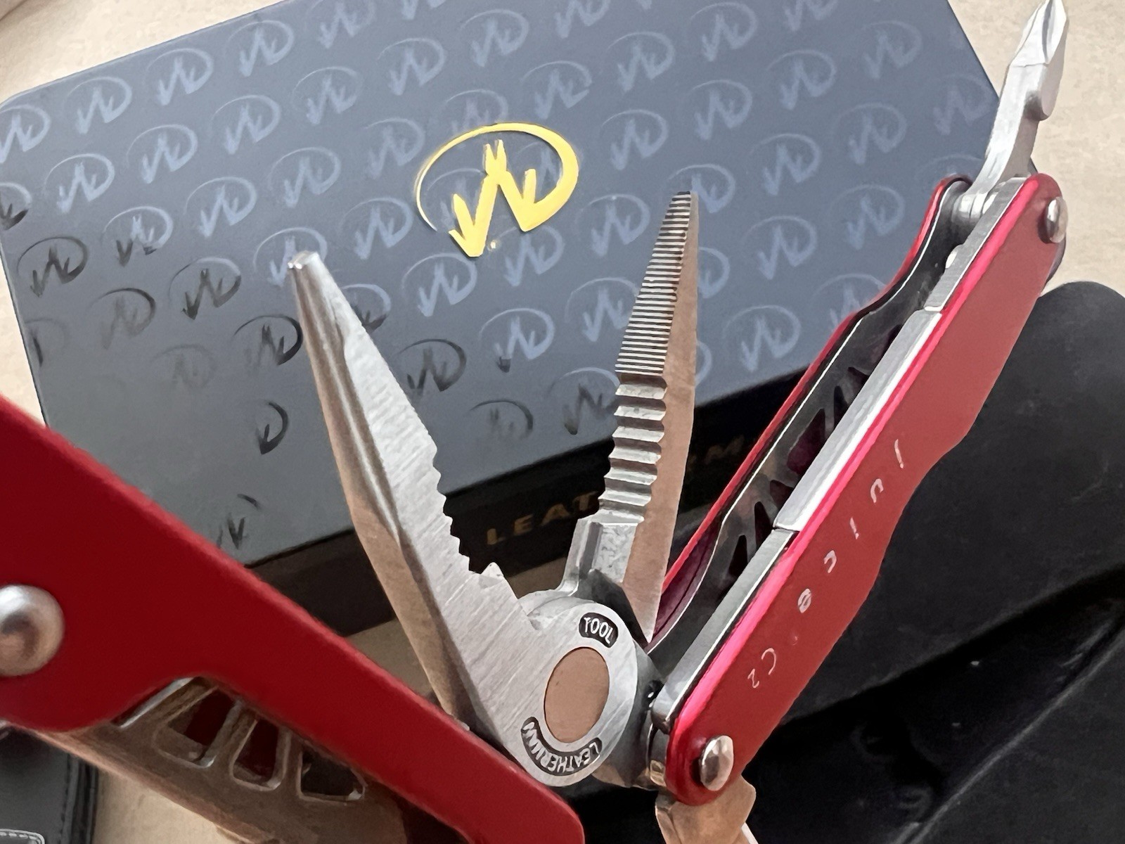 Leatherman Juice C2 – Inferno Red – New Old Stock – Collectibles, Retired.