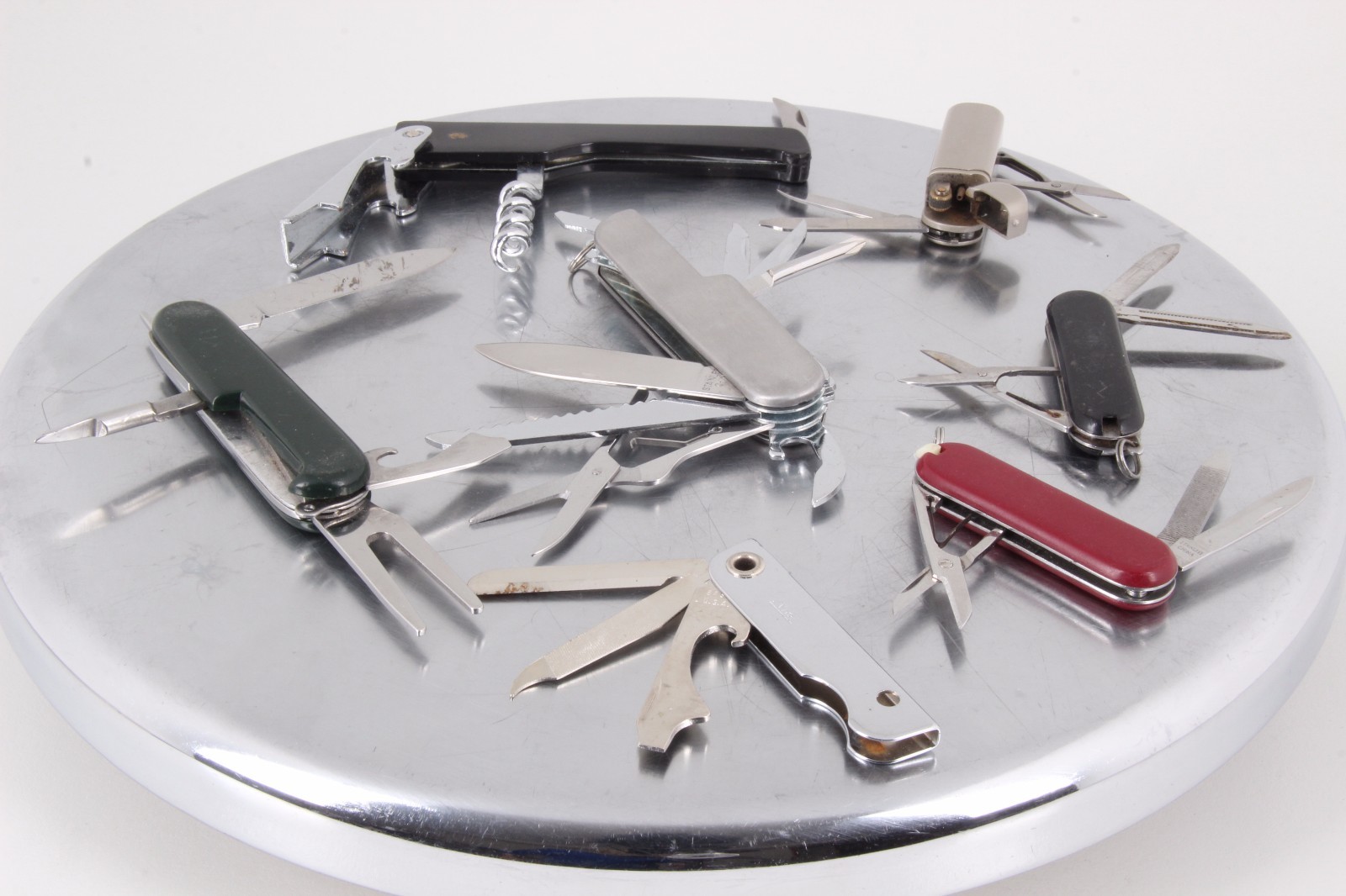 LOT OF 7 POCKET KNIVES & WINE OPENERS 2205B